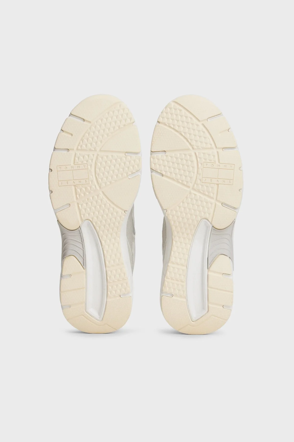 Tommy Jeans Süet Bağcıklı Sneaker Bayan Ayakkabı EN0EN02856 YBL BEYAZ - 7