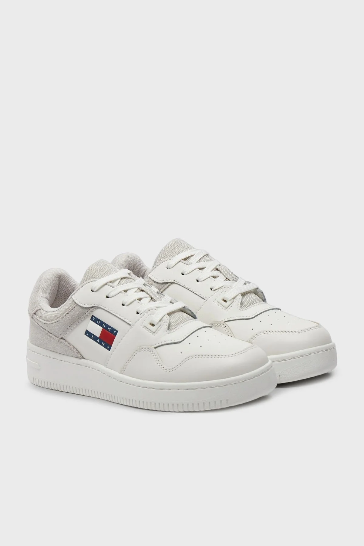 Tommy Jeans Süet Deri Sneaker Bayan Ayakkabı EN0EN02653 P06 BEYAZ-GRİ - 2