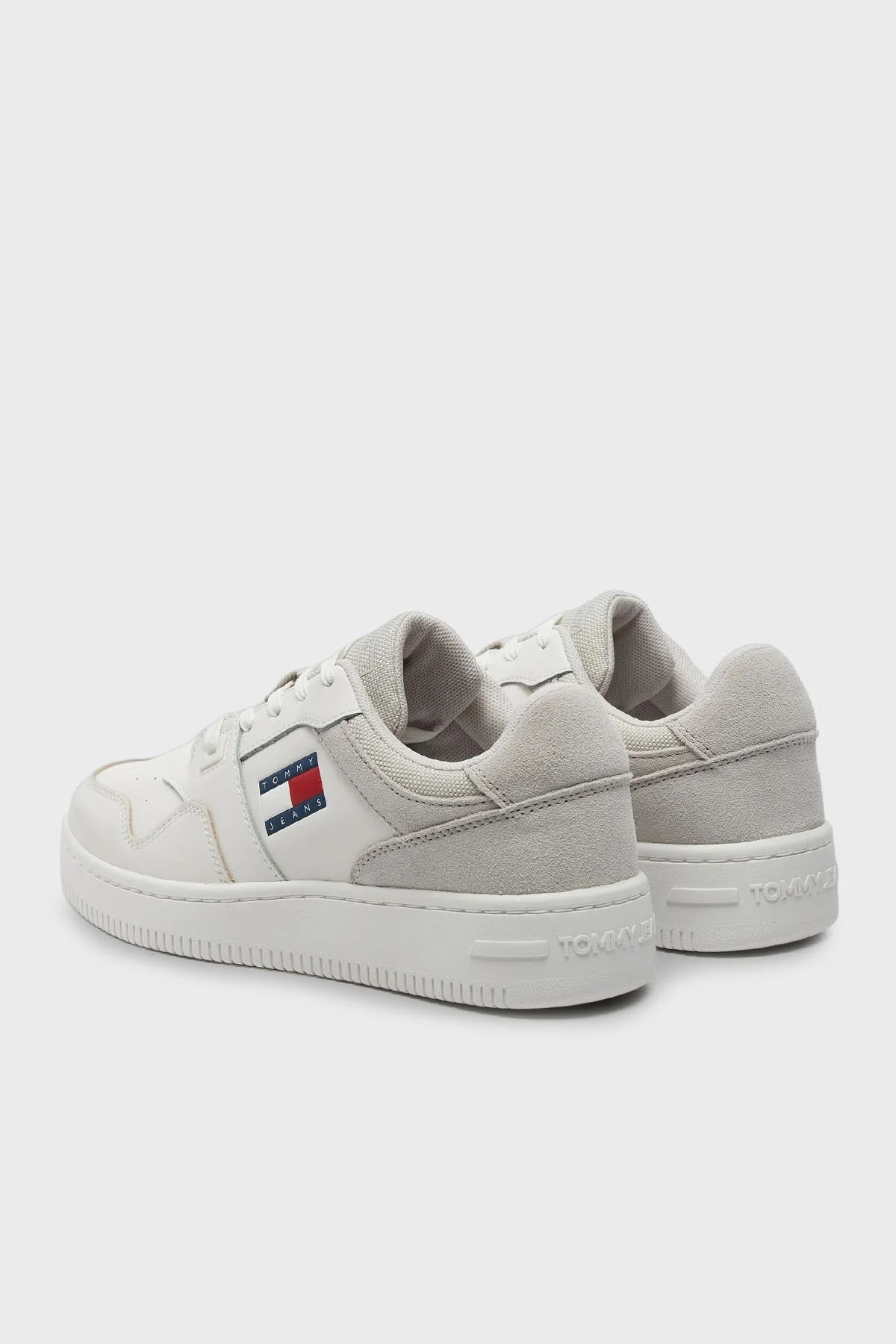 Tommy Jeans Süet Deri Sneaker Bayan Ayakkabı EN0EN02653 P06 BEYAZ-GRİ - 3