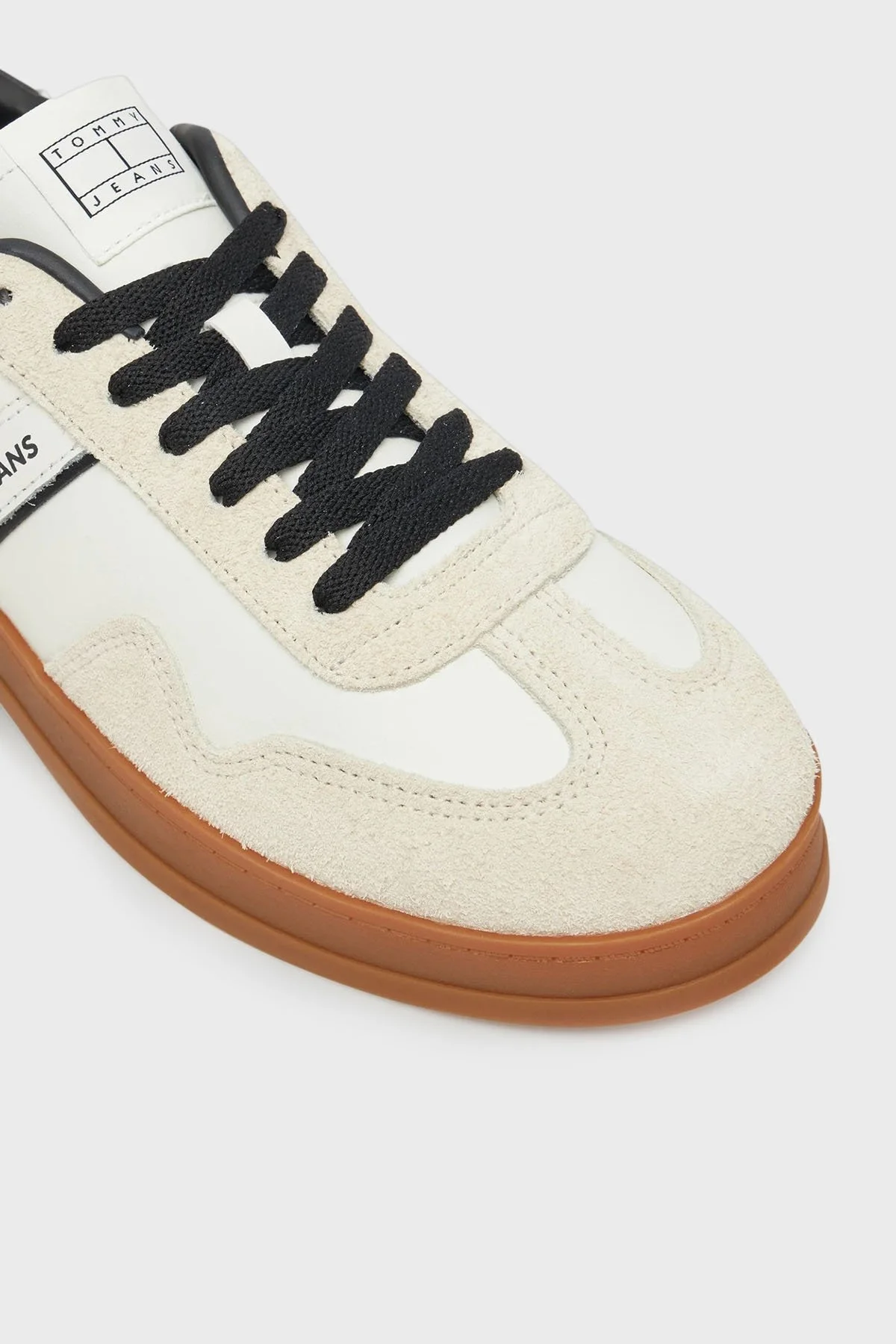 Tommy Jeans Süet Detaylı Logolu Sneaker Erkek Ayakkabı EM0EM01587 TCR EKRU - 11