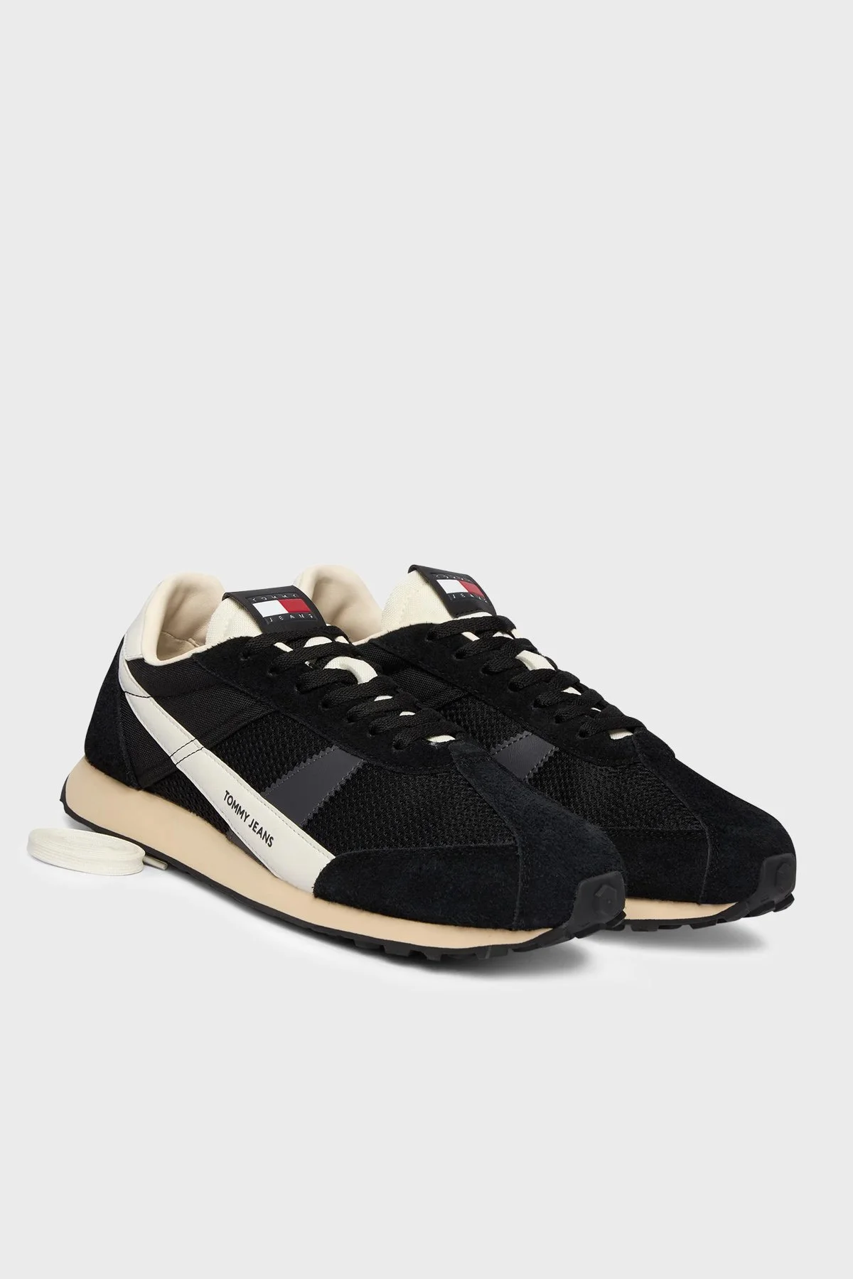 Tommy Jeans Süet Detaylı Sneaker Erkek Ayakkabı EM0EM01715 BDS SİYAH - 2