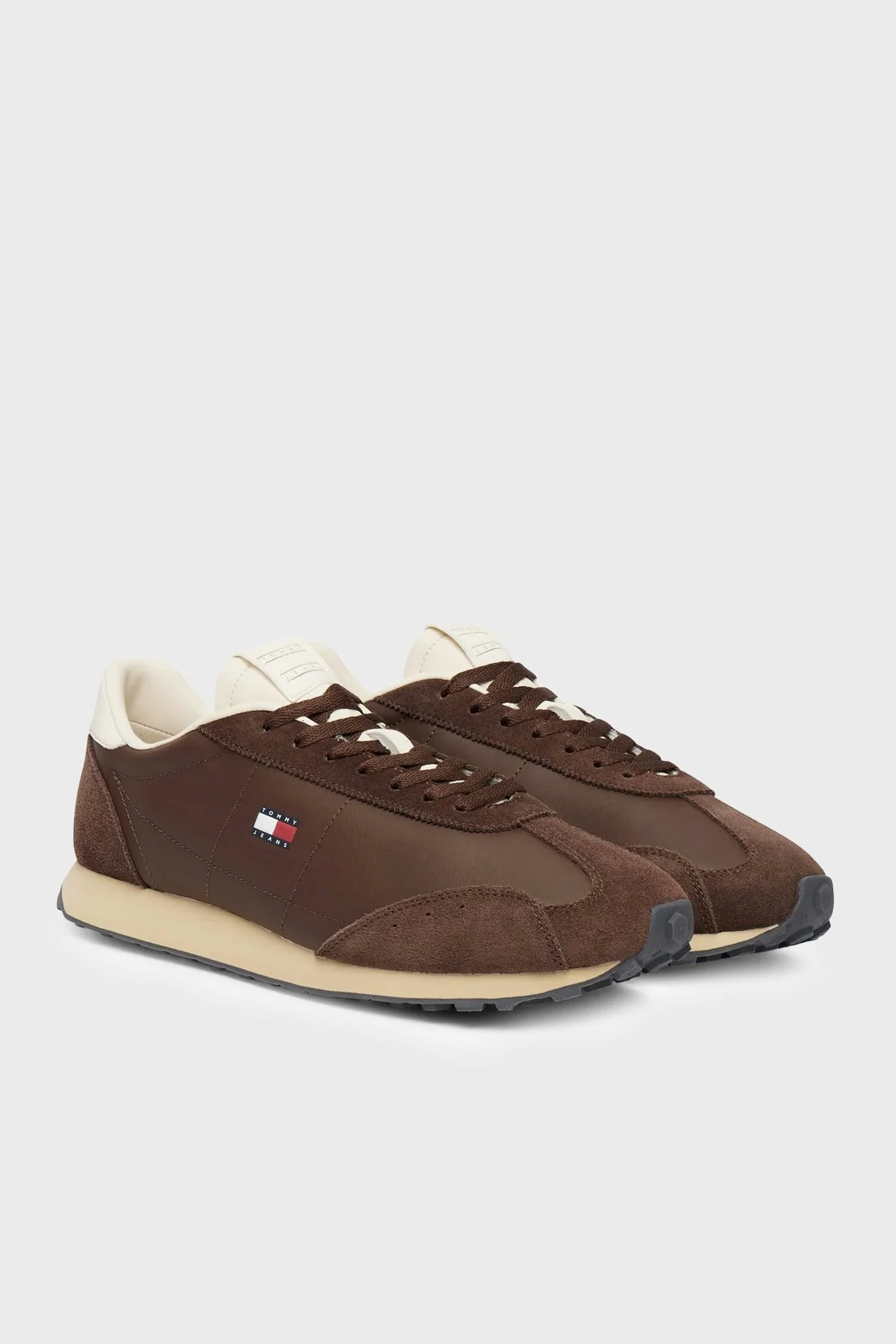 Tommy Jeans Süet Detaylı Sneaker Erkek Ayakkabı EM0EM01763 GV0 Kahve - 2