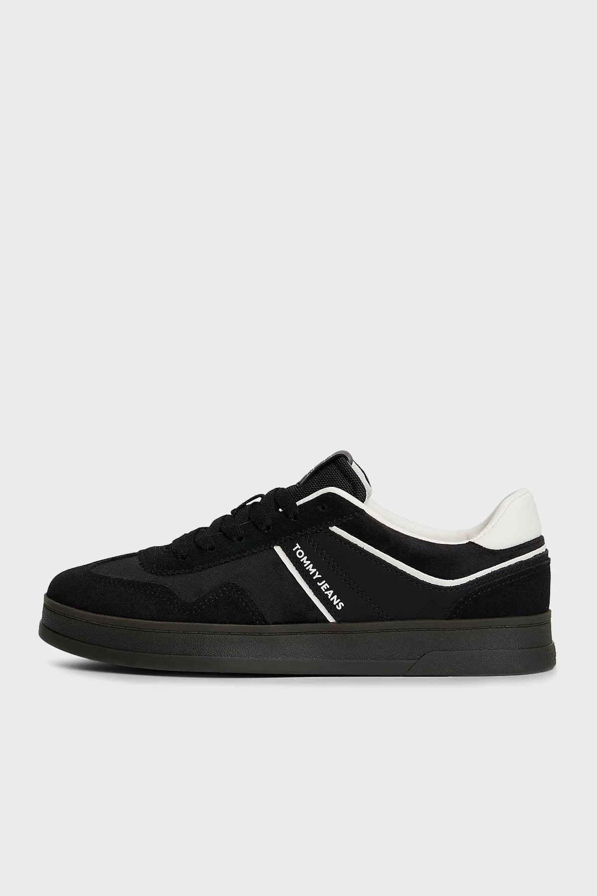 Tommy Jeans Süet Logolu Bağcıklı Sneaker Bayan Ayakkabı EN0EN02863 BDS SİYAH - 2