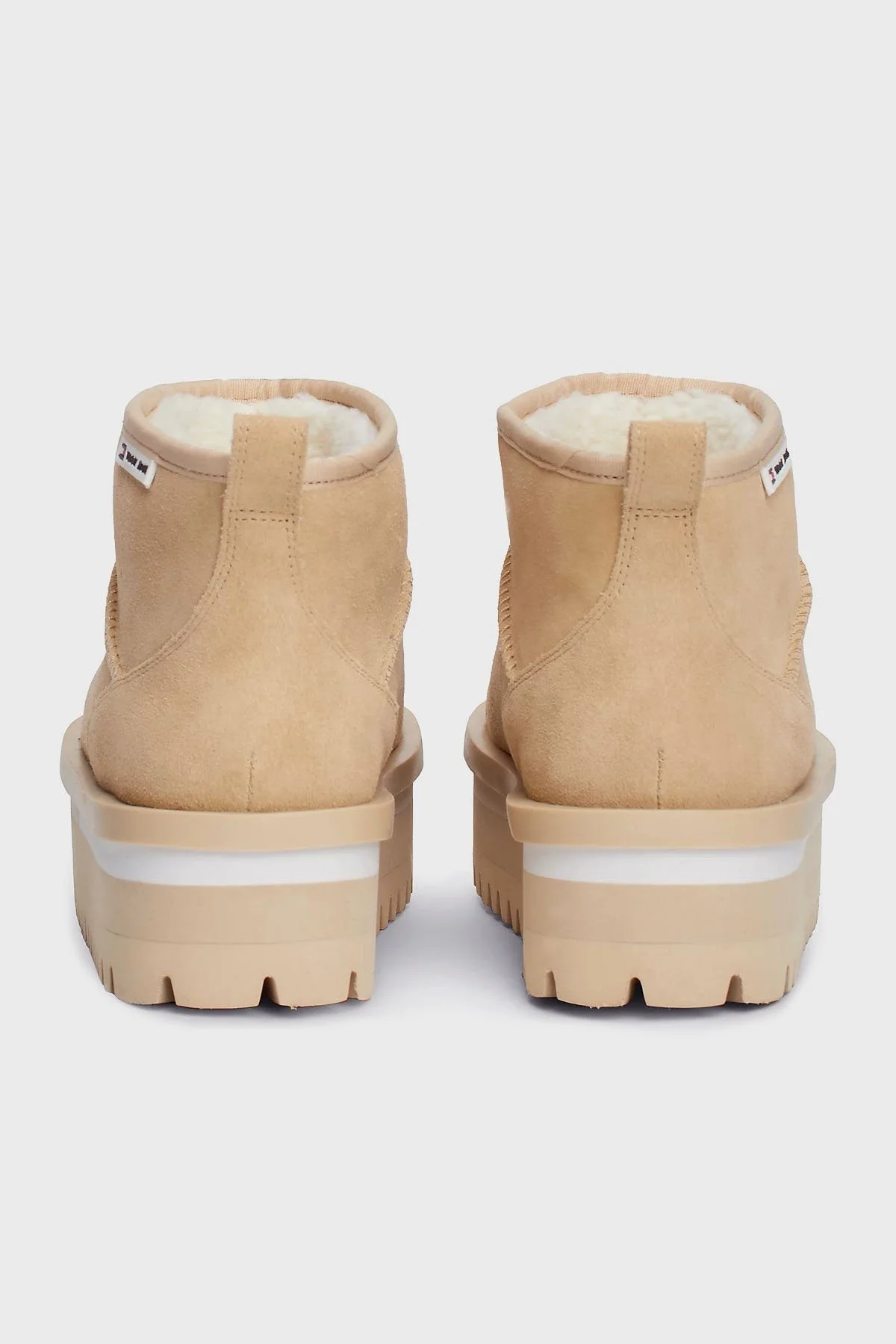 Tommy Jeans Süet Tırtıklı Platform Taban Kısa Bayan Bot EN0EN02599 AB9 BEJ - 6