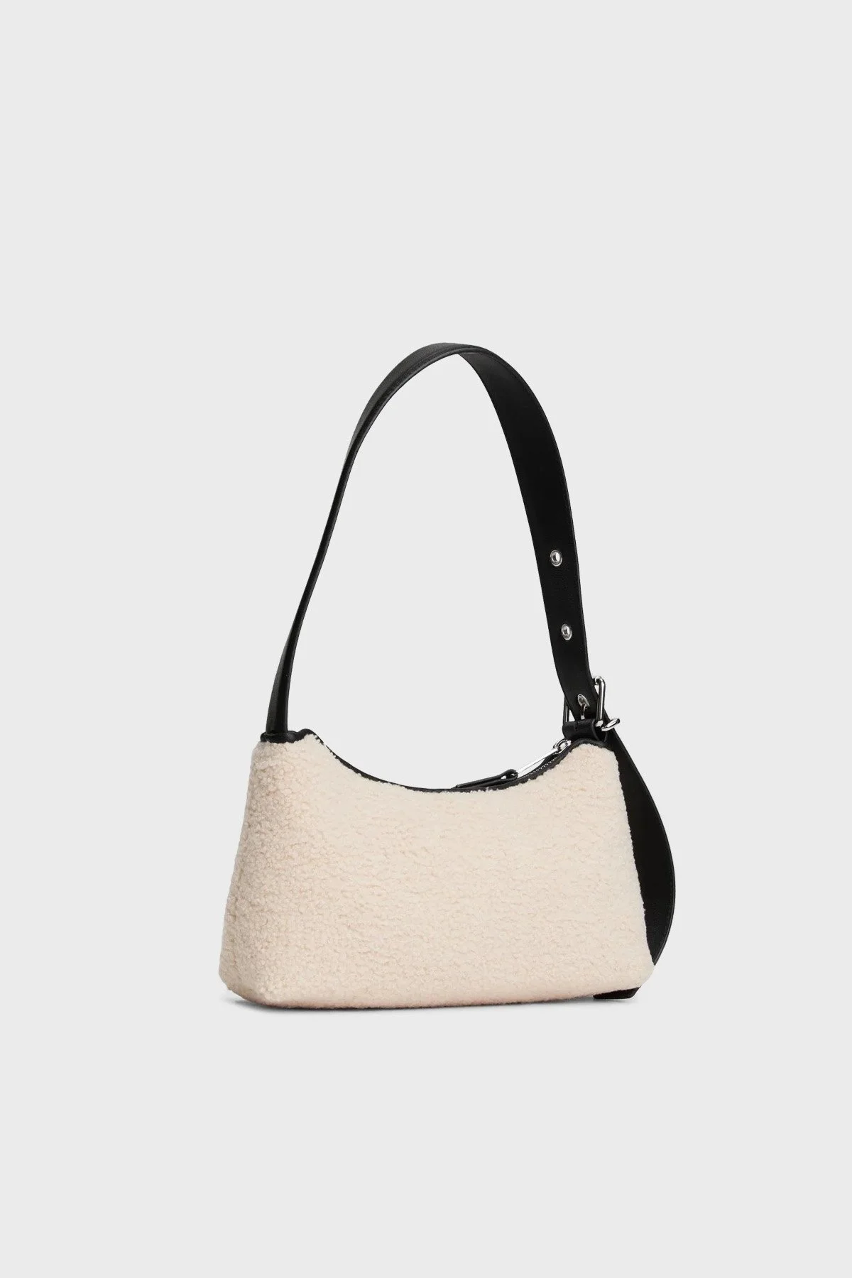 Tommy Jeans Yumuşak Postlu Ayarlanabilir Omuz Askılı Bayan Çanta AW0AW18011 YBH BEYAZ - 3