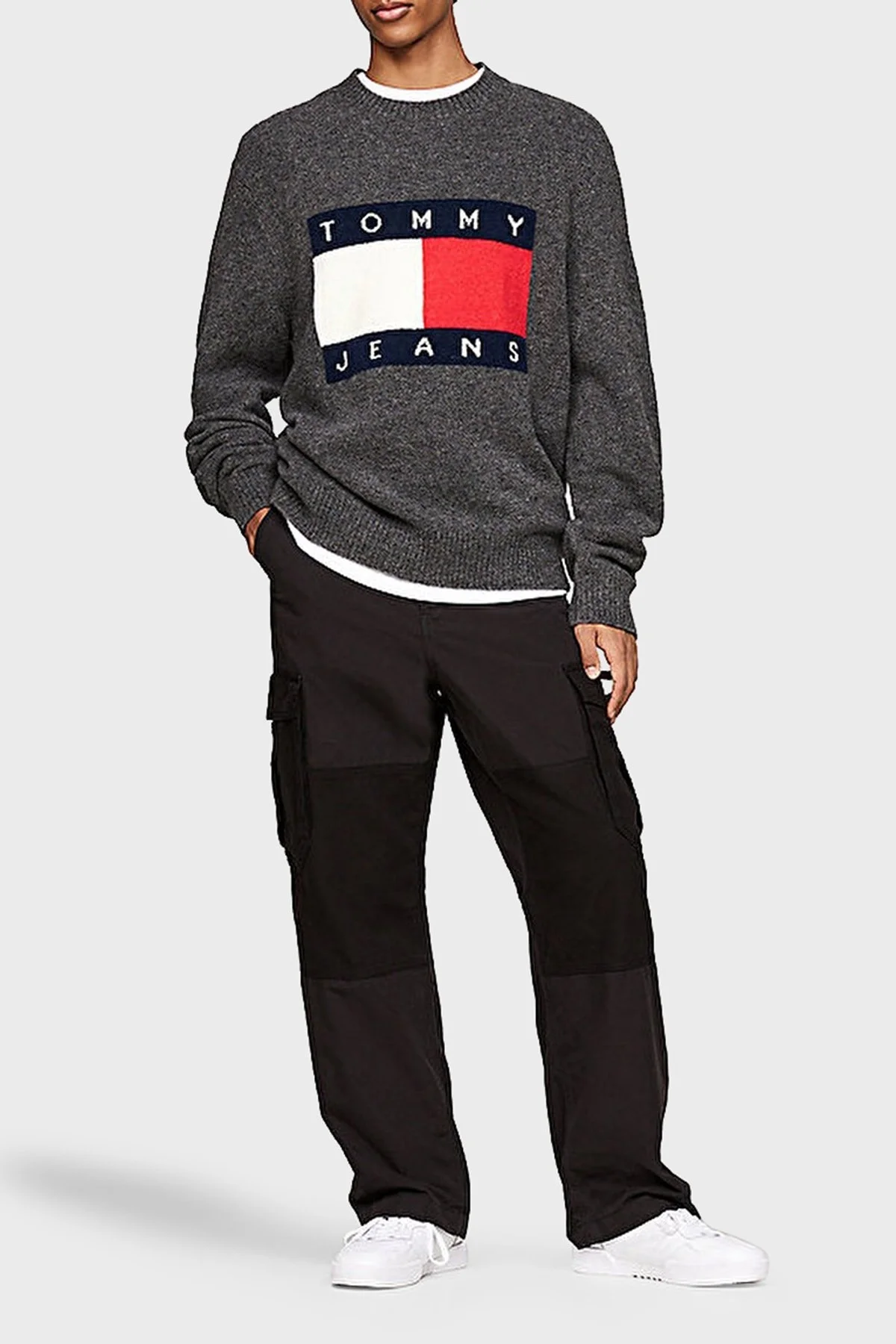 Tommy Jeans Yünlü Regular Fit Bisiklet Yaka Erkek Kazak DM0DM19442 PUB KOYU GRİ - 1