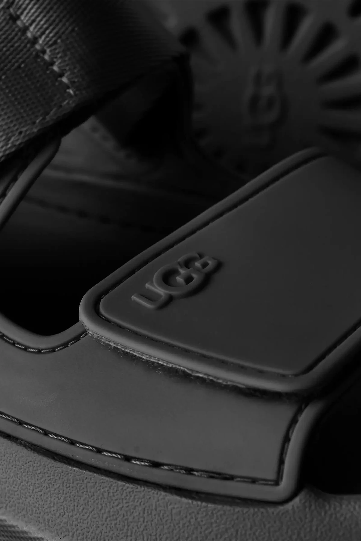 Ugg Logolu Tırtıklı Kalın Taban Cırtlı Kadın Sandalet 1152685 SİYAH - 5