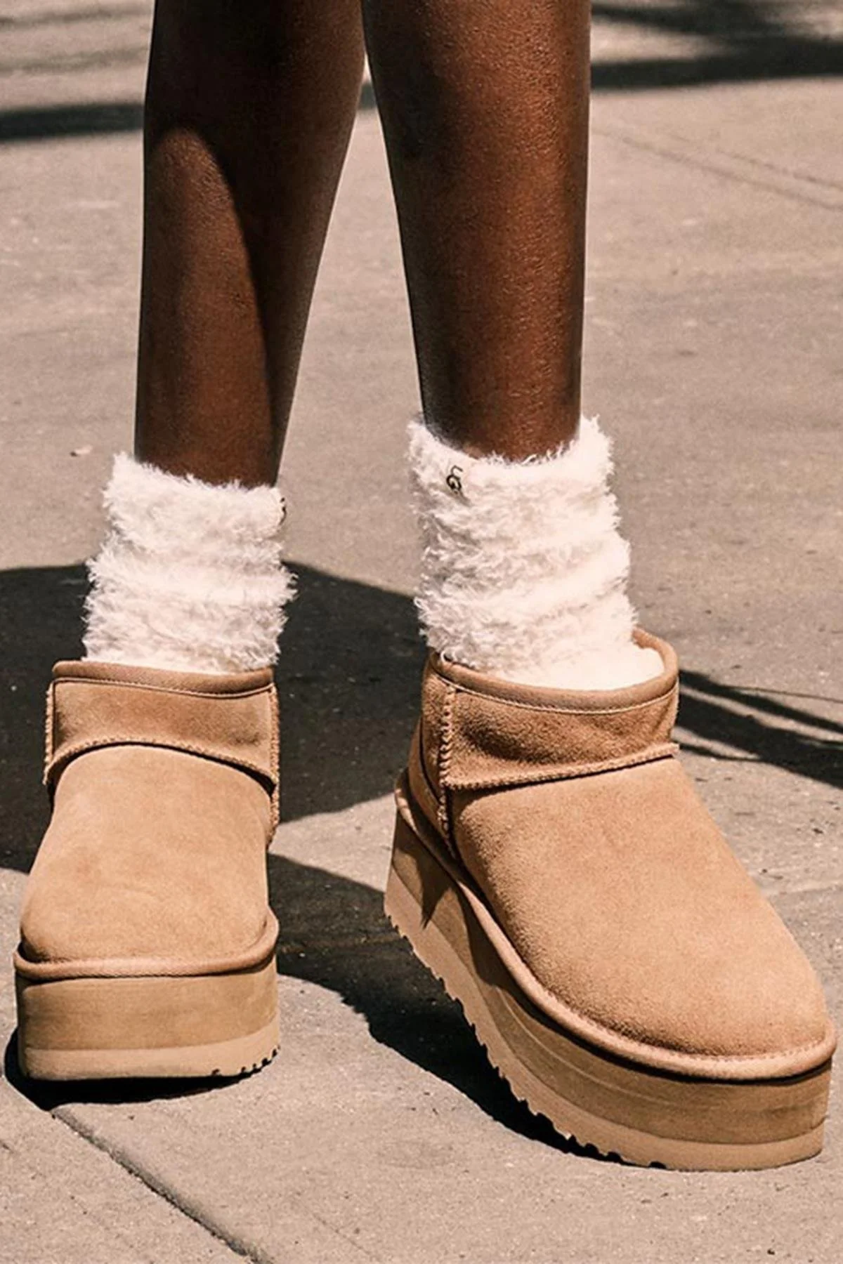 Ugg W Classic Kalın Taban Hakiki Deri Mini Kadın Bot 1135092 KUM - 2