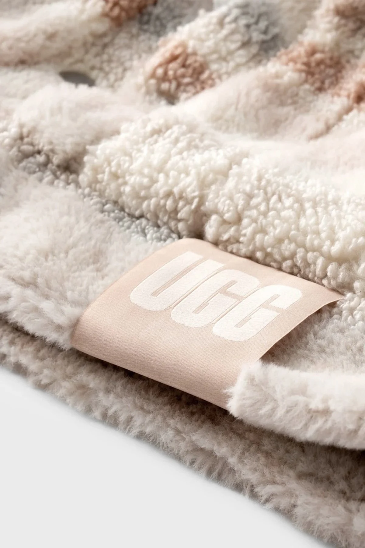 Ugg Yumuşak Dokulu Oversize Fit Çıtçıtlı Cepli Peluş Bayan Ceket 1158692 EKRU - 3