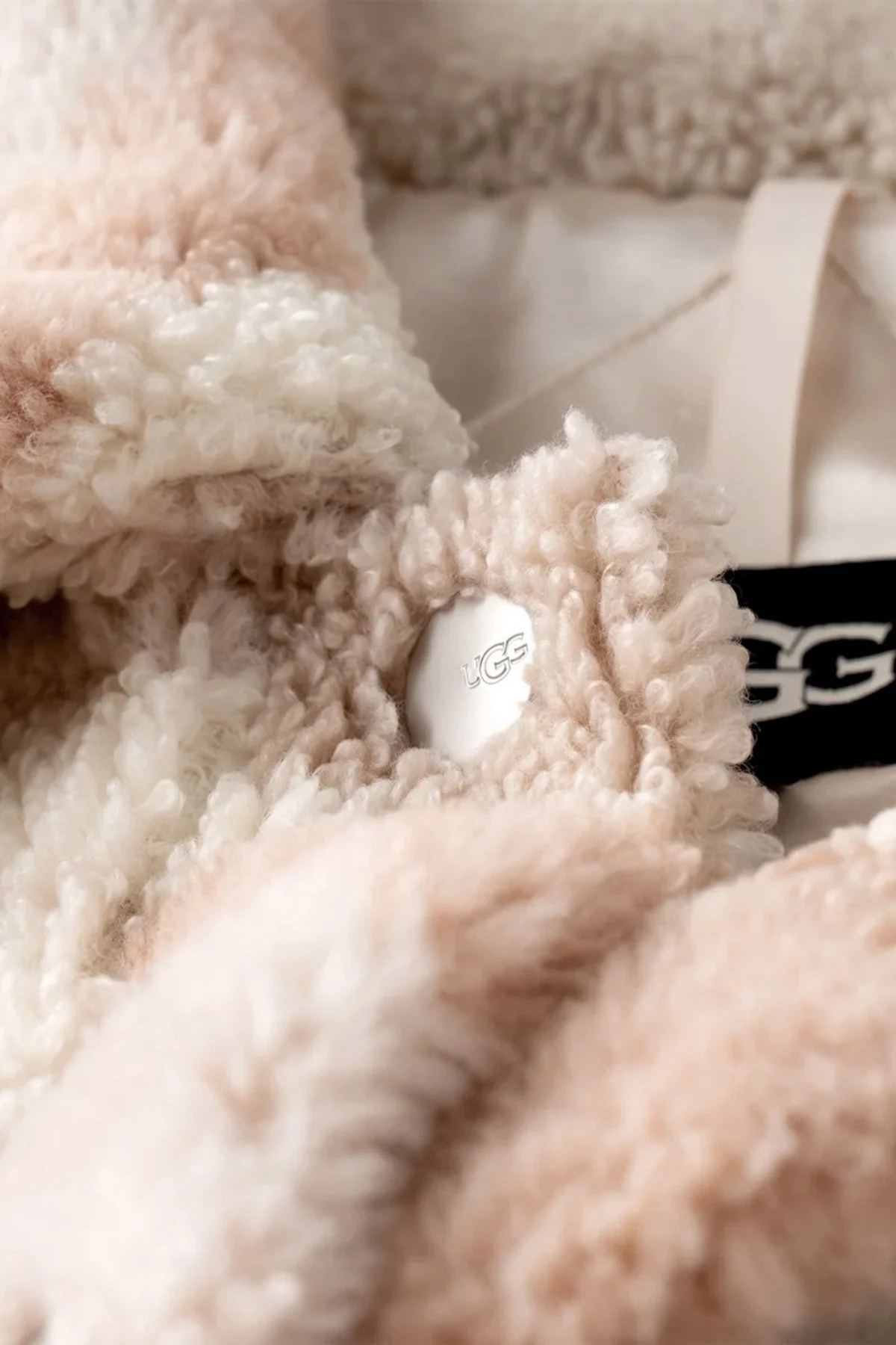 Ugg Yumuşak Dokulu Oversize Fit Çıtçıtlı Cepli Peluş Bayan Ceket 1158692 EKRU - 4