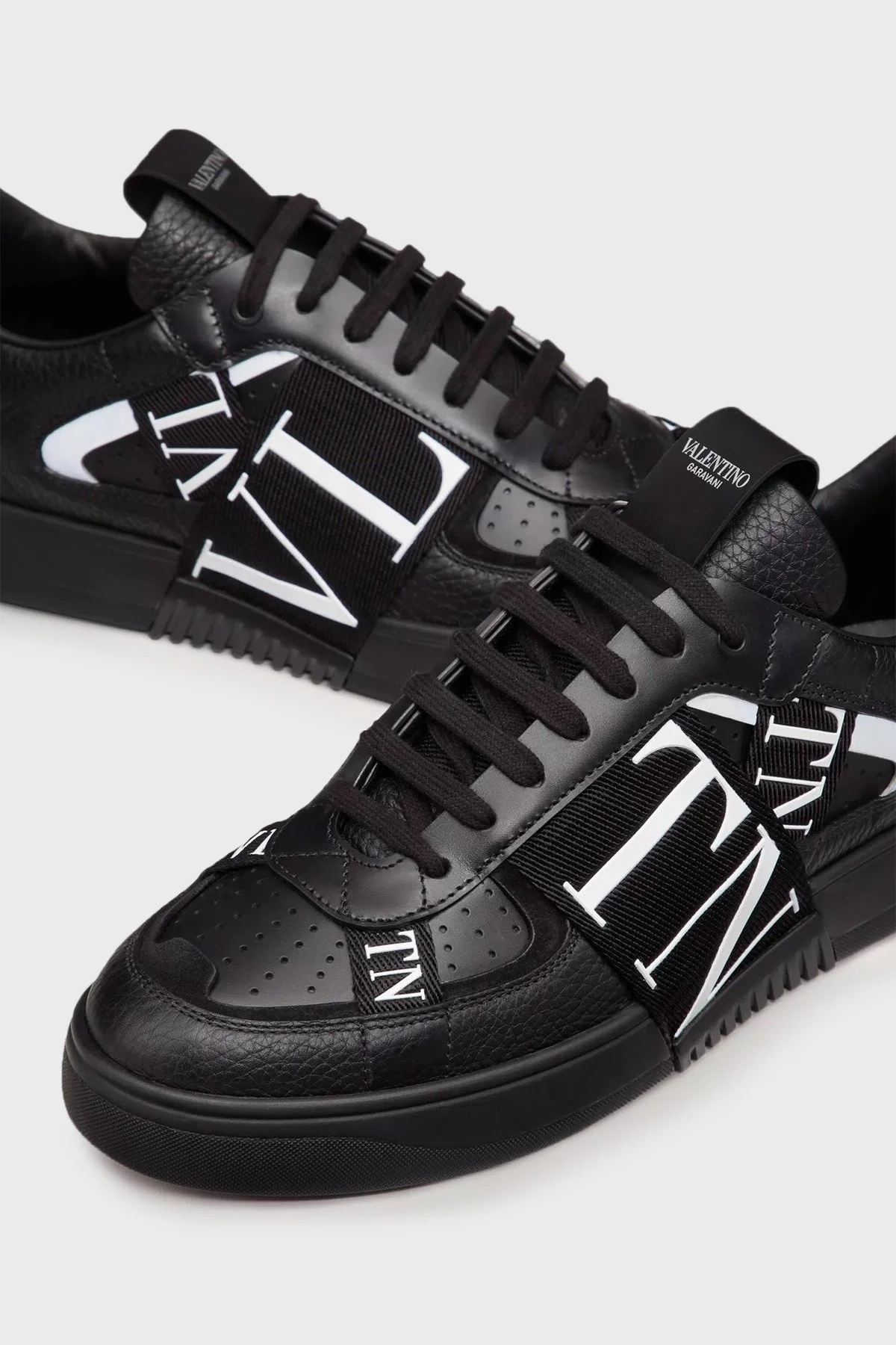 Valentino Garavani Hakiki Deri Logolu Sneaker Erkek Ayakkabı 6Y2S0C58WRQ 0NO SİYAH - 10