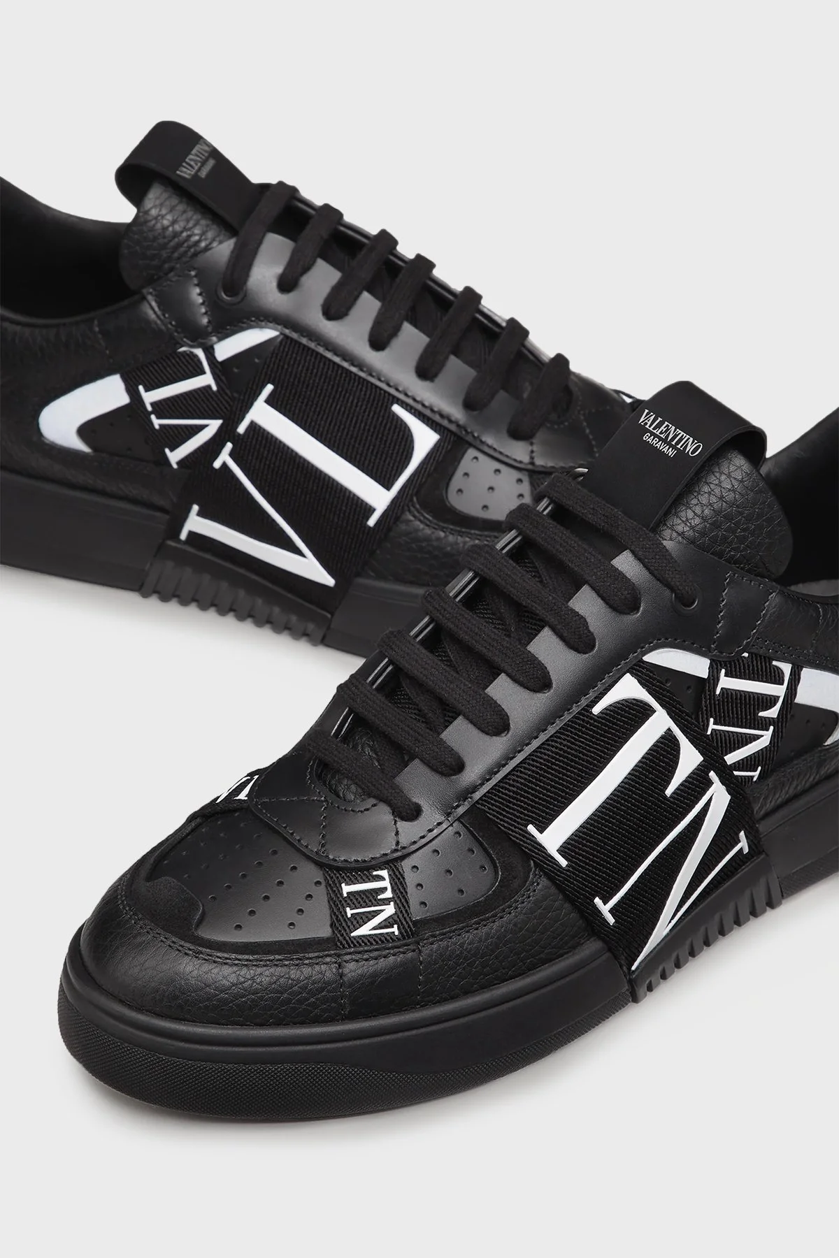 Valentino Garavani Hakiki Deri Sneaker Erkek Ayakkabı 1Y2S0C58WRQ0NO SİYAH - 5