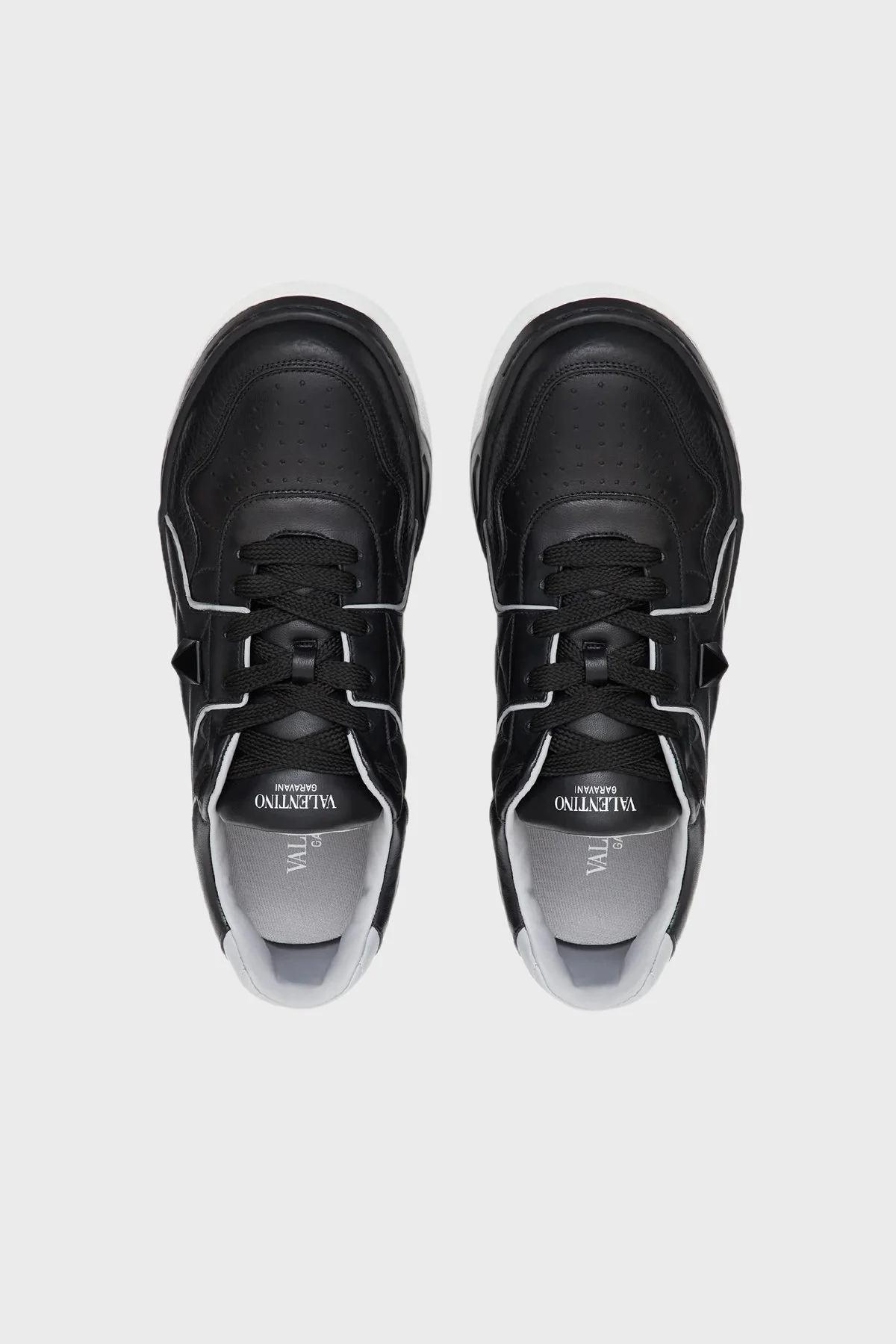 Valentino Garavani Logolu Hakiki Deri Erkek Ayakkabı 3Y2S0E71NWN 00A SİYAH - 5