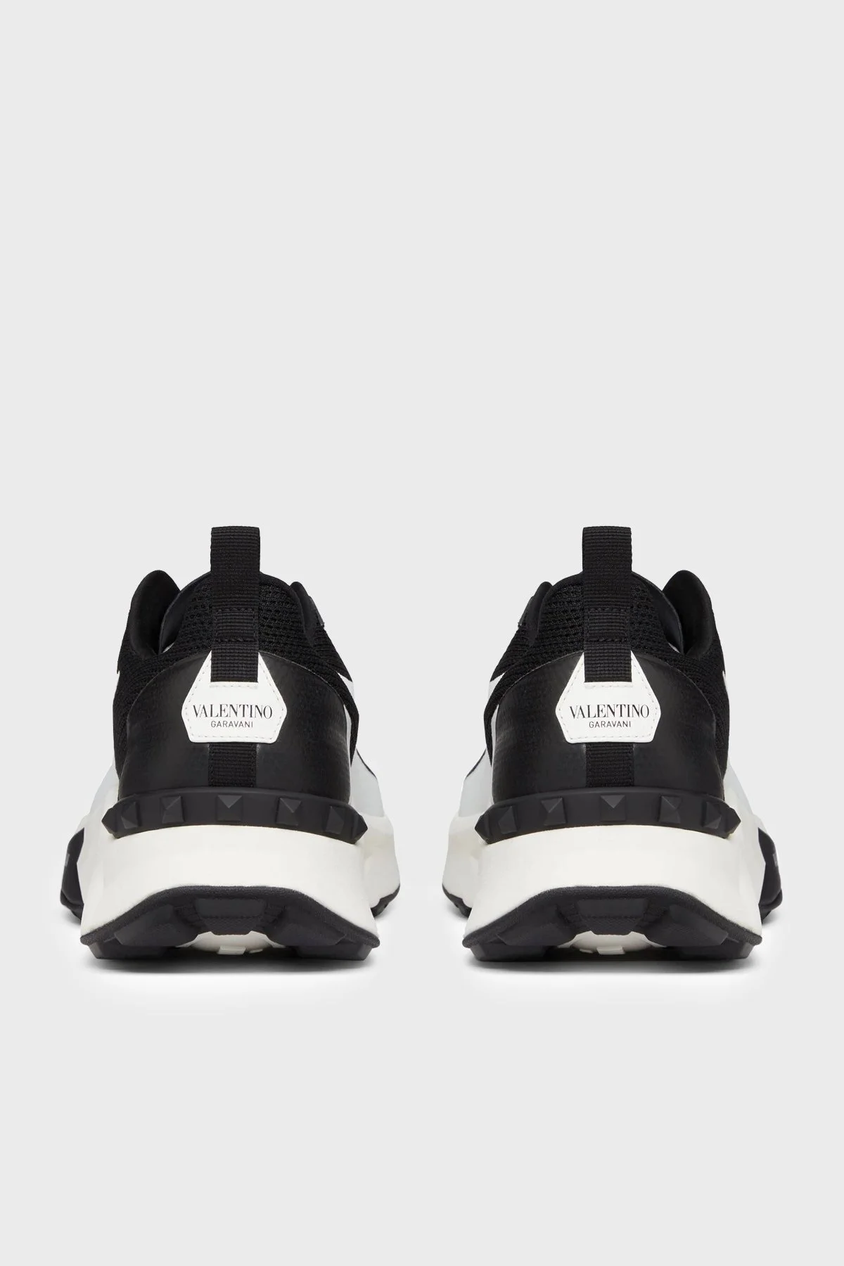 Valentino Garavani Logolu Kalın Tabanlı Sneaker Erkek Ayakkabı 5Y2S0H96PTN 0NI SİYAH - 4