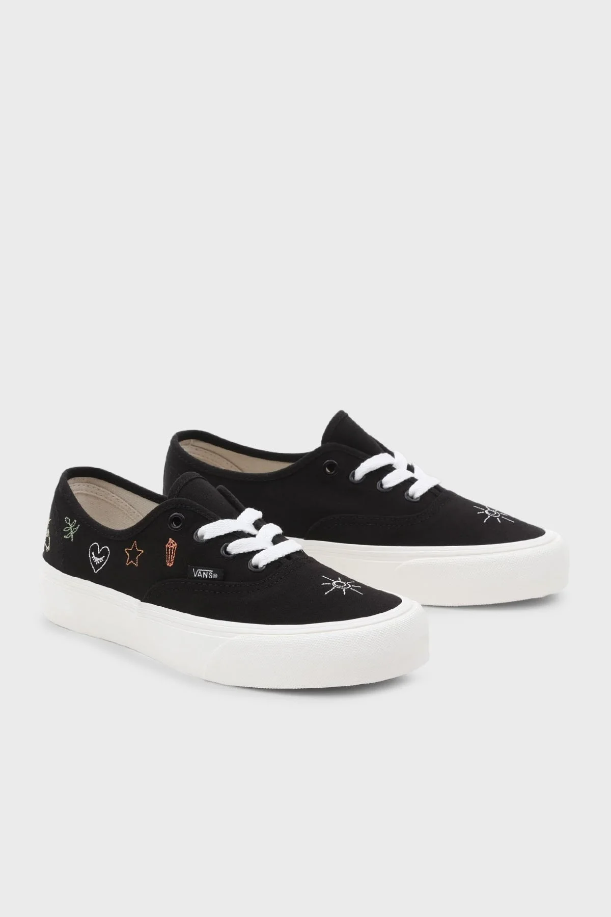 Vans Authentic VR3 Sneaker Bayan Ayakkabı VN0005UDBM81 SİYAH-BEYAZ - 5