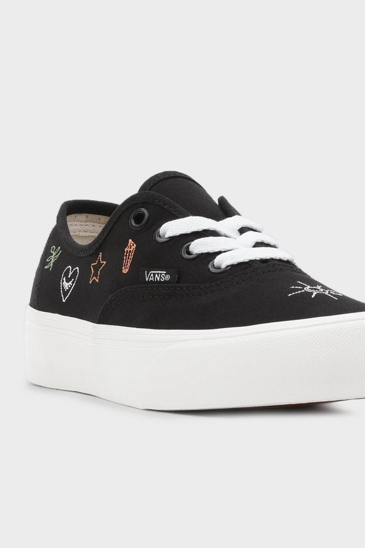 Vans Authentic VR3 Sneaker Bayan Ayakkabı VN0005UDBM81 SİYAH-BEYAZ - 8