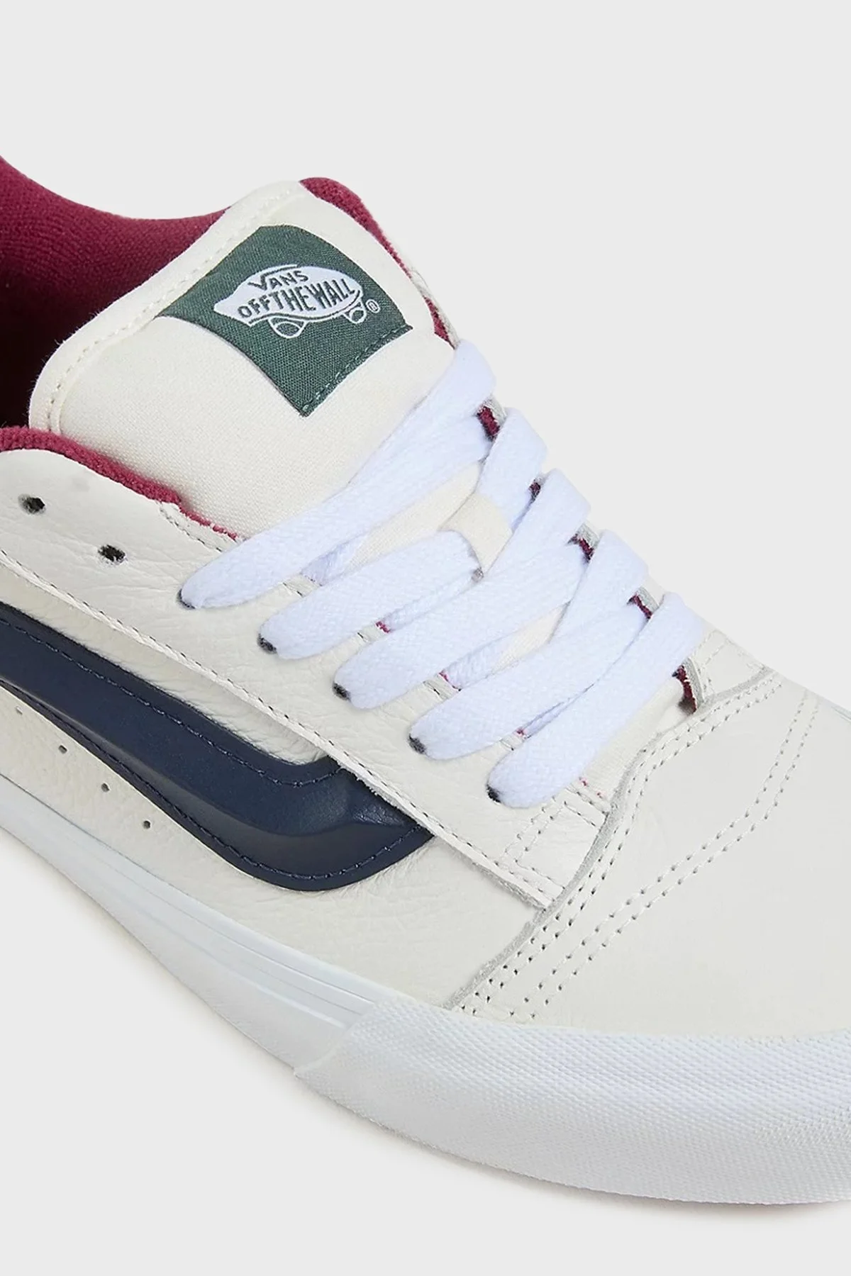 Vans Knu Skool Deri Logolu Sneaker Unisex Ayakkabı VN000D22WTM1 BEYAZ-LACİVERT - 4