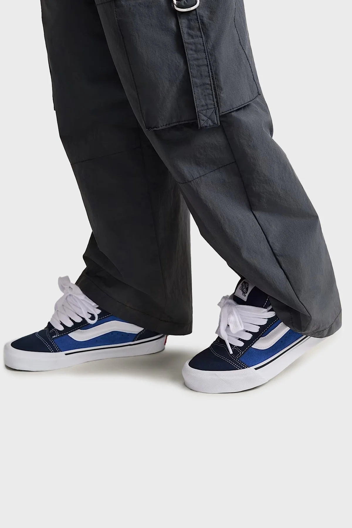 Vans Knu Skool Logolu Süet Sneaker Unisex Ayakkabı VN0009QCNWD1 LACİVERT-BEYAZ - 2