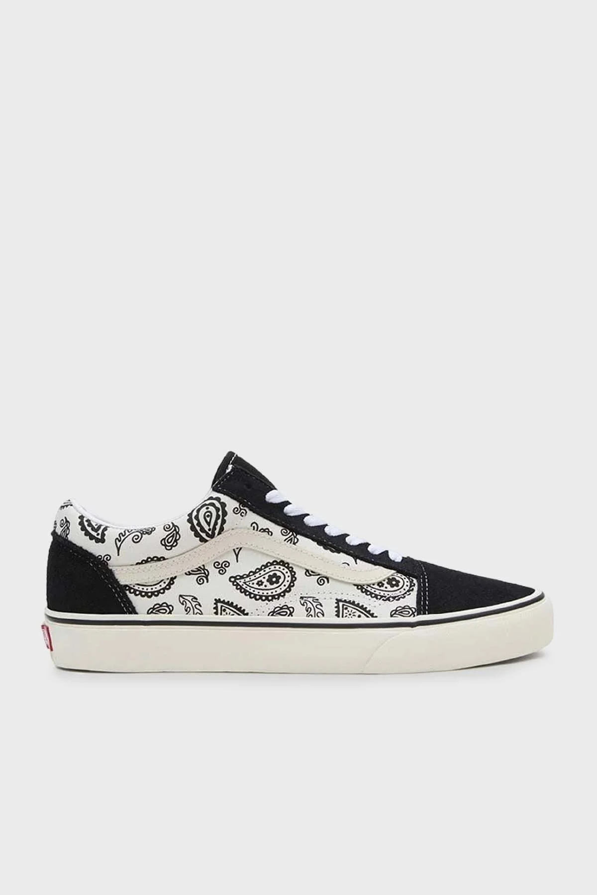 Vans Old Skool Desenli Sneaker Bayan Ayakkabı VN0007NTCCZ1 SİYAH-BEYAZ - 1