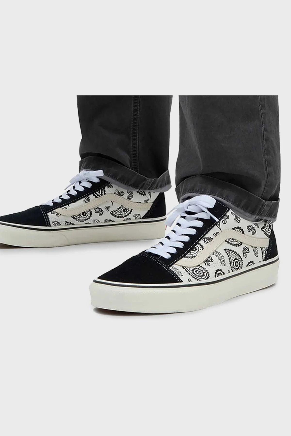 Vans Old Skool Desenli Sneaker Bayan Ayakkabı VN0007NTCCZ1 SİYAH-BEYAZ - 2