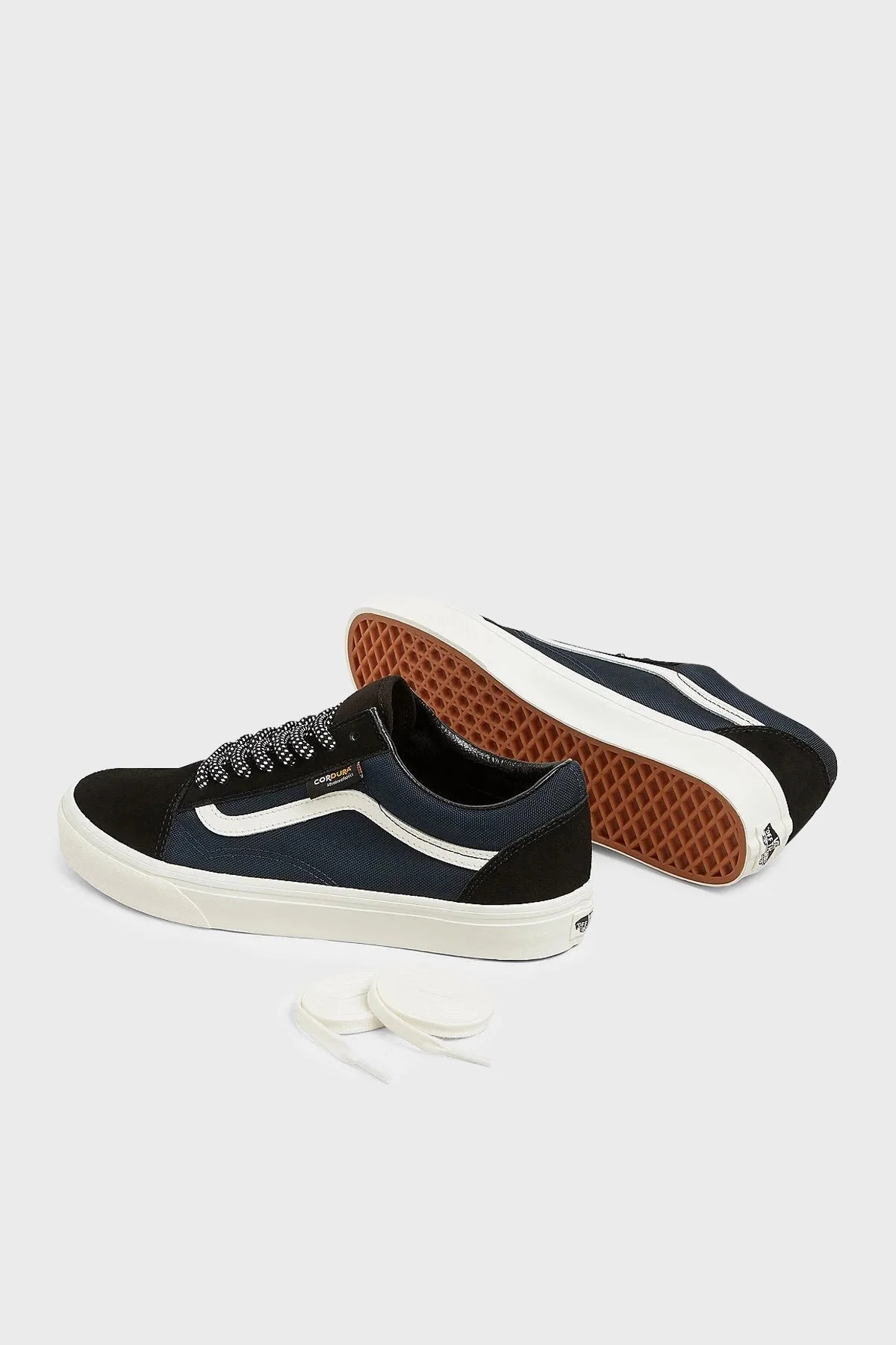 Vans Old Skool Logolu Süet Detaylı Bağcıklı Sneaker Unisex Ayakkabı VN000CT8LKZ1 SİYAH-LACİVERT - 4