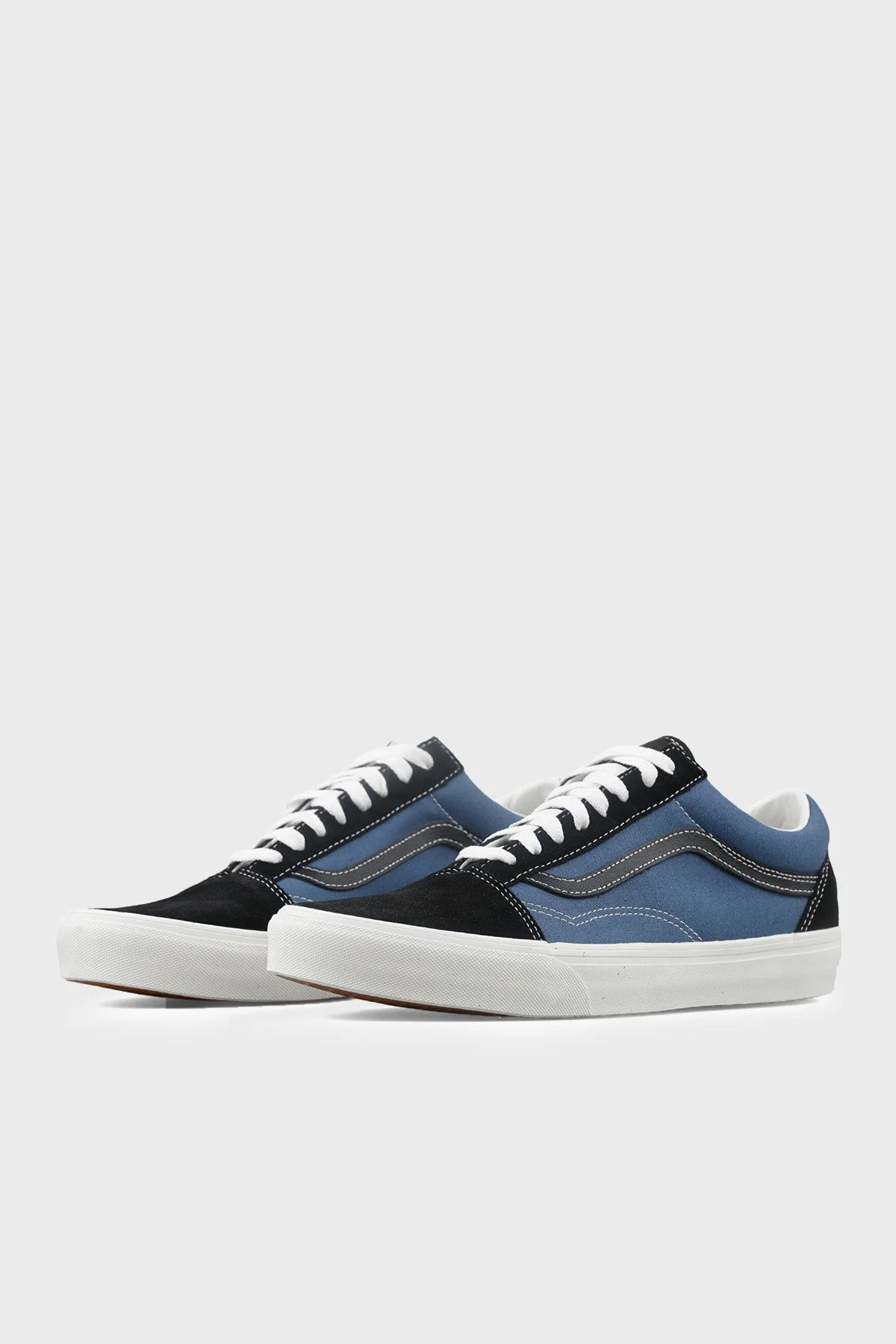 Vans Old Skool Logolu Süet Detaylı Sneaker Unisex Ayakkabı VN000D7ZNGV1 Mavi-Siyah - 3