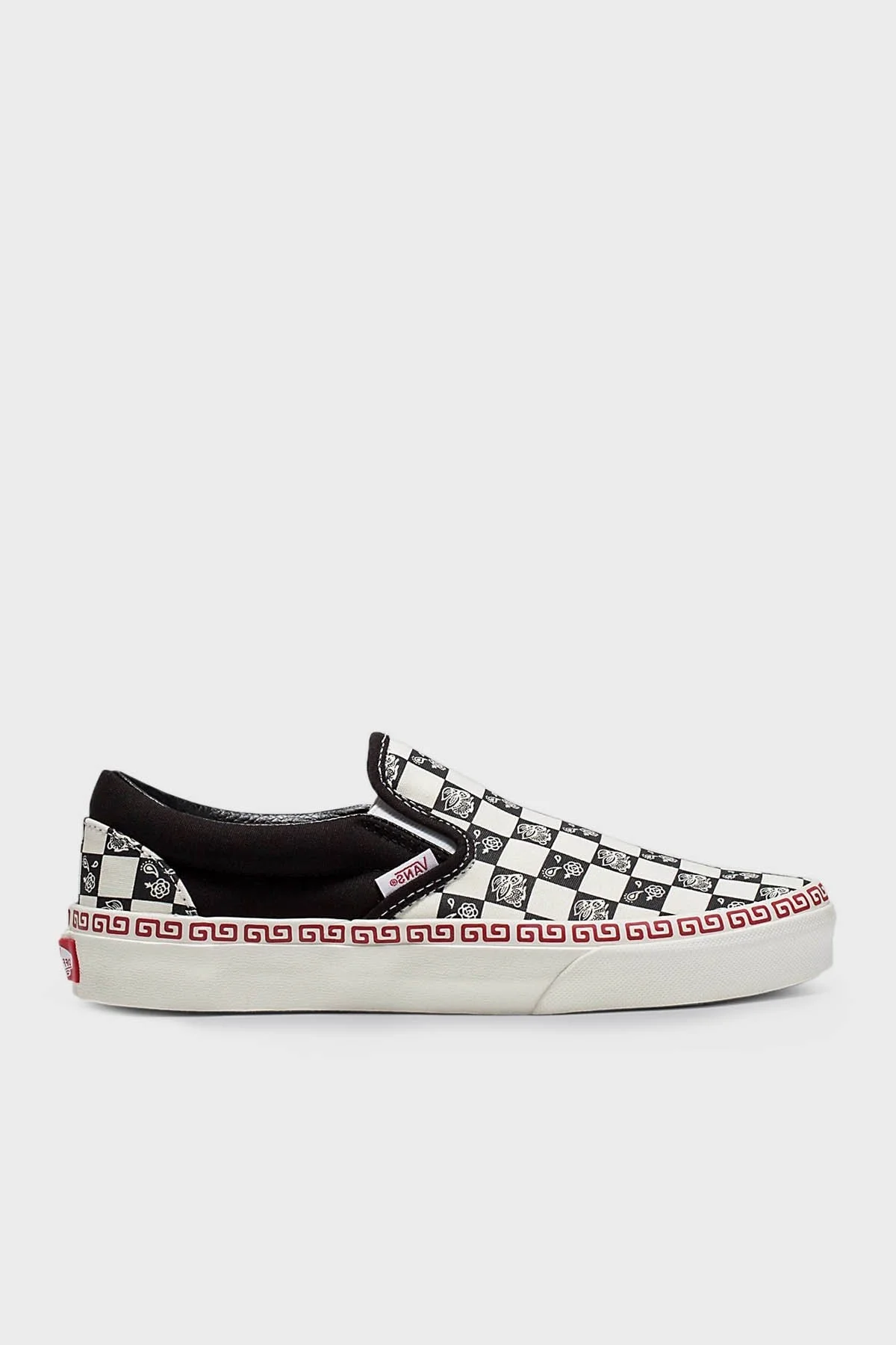 Vans UA Classic Slip-On Bayan Ayakkabı VN0A5JLXBMA1 SİYAH-BEYAZ - 1