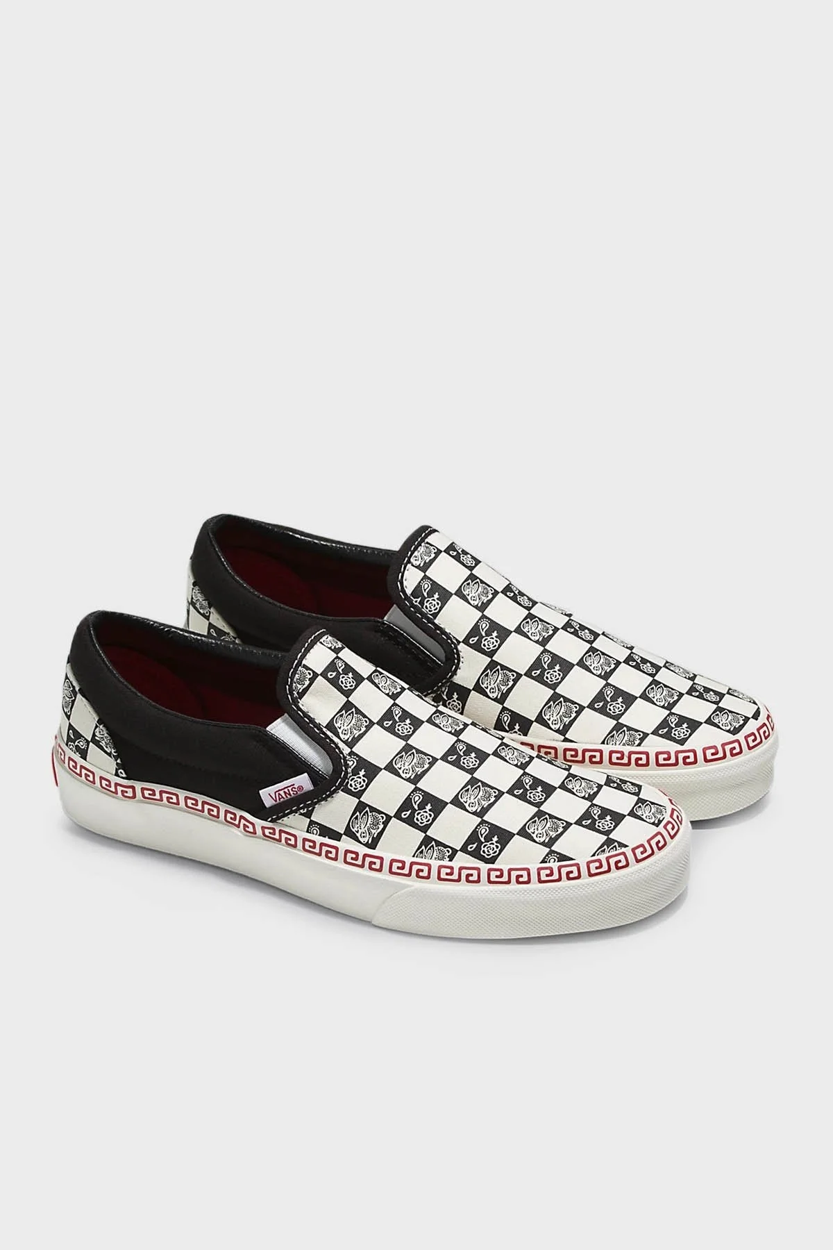 Vans UA Classic Slip-On Bayan Ayakkabı VN0A5JLXBMA1 SİYAH-BEYAZ - 2