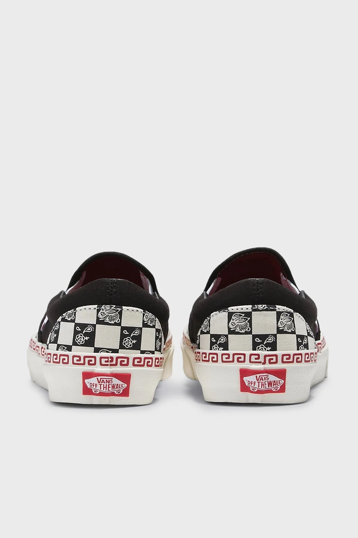 Vans UA Classic Slip-On Bayan Ayakkabı VN0A5JLXBMA1 SİYAH-BEYAZ - 3