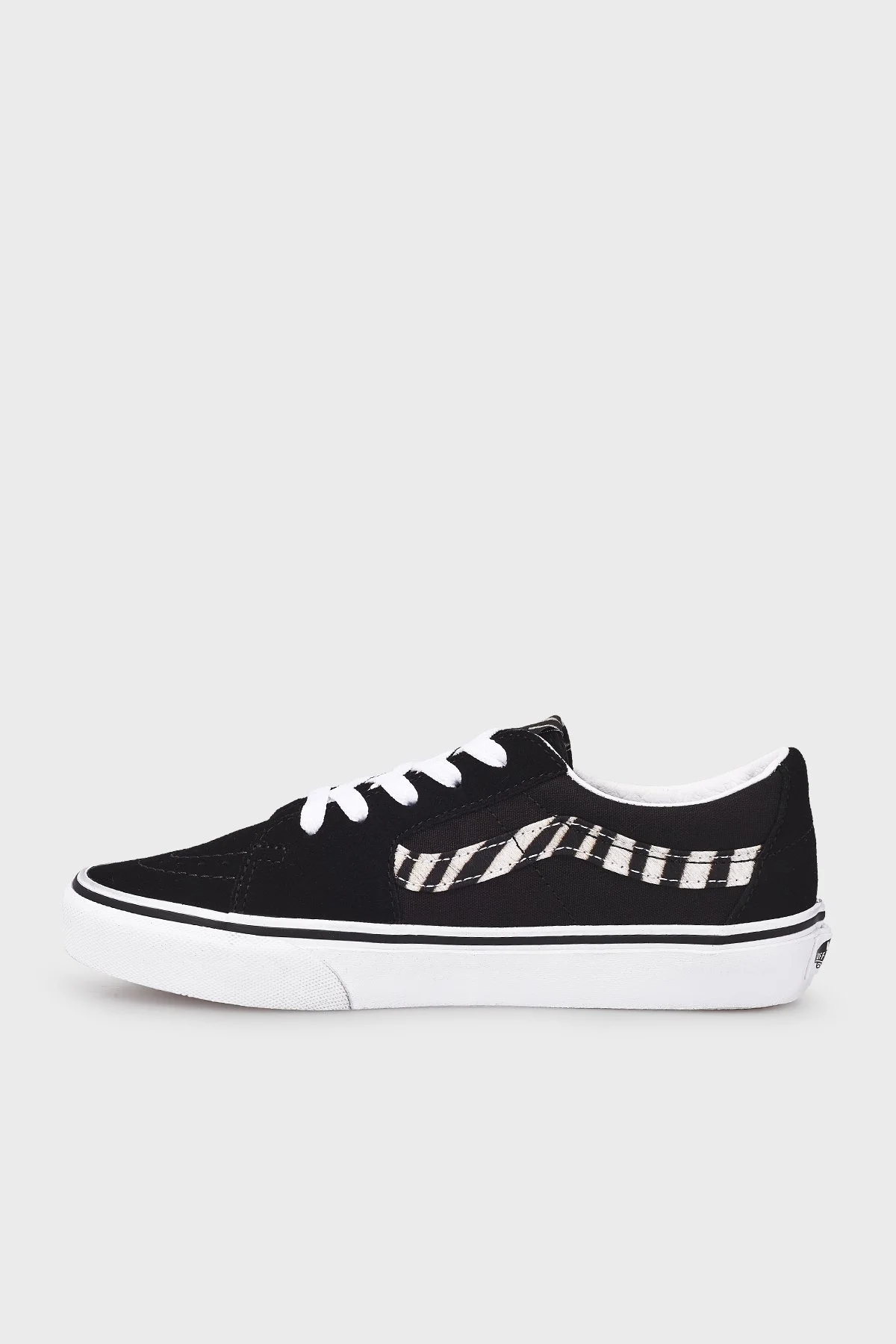Vans UA SK8-Low Unisex Ayakkabı VN0A5KXDCQT1 SİYAH-BEYAZ - 2