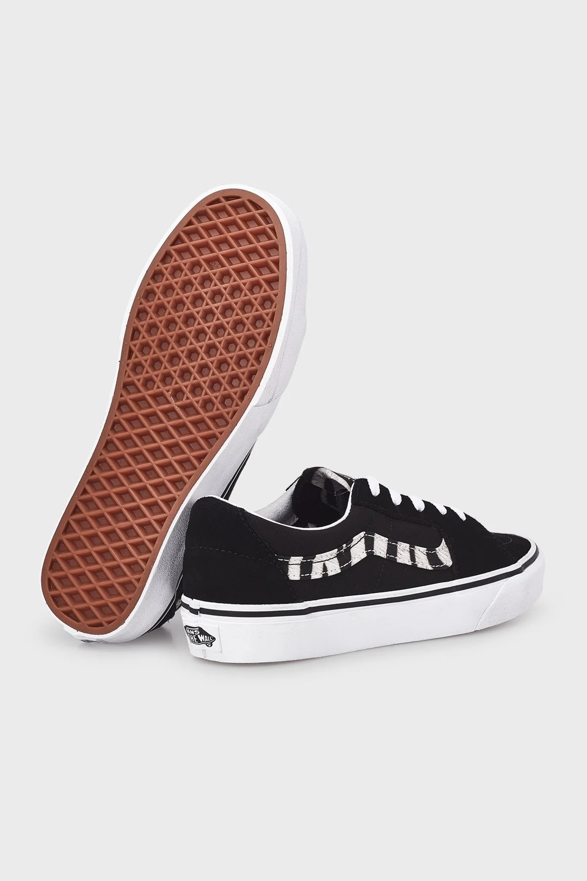 Vans UA SK8-Low Unisex Ayakkabı VN0A5KXDCQT1 SİYAH-BEYAZ - 4