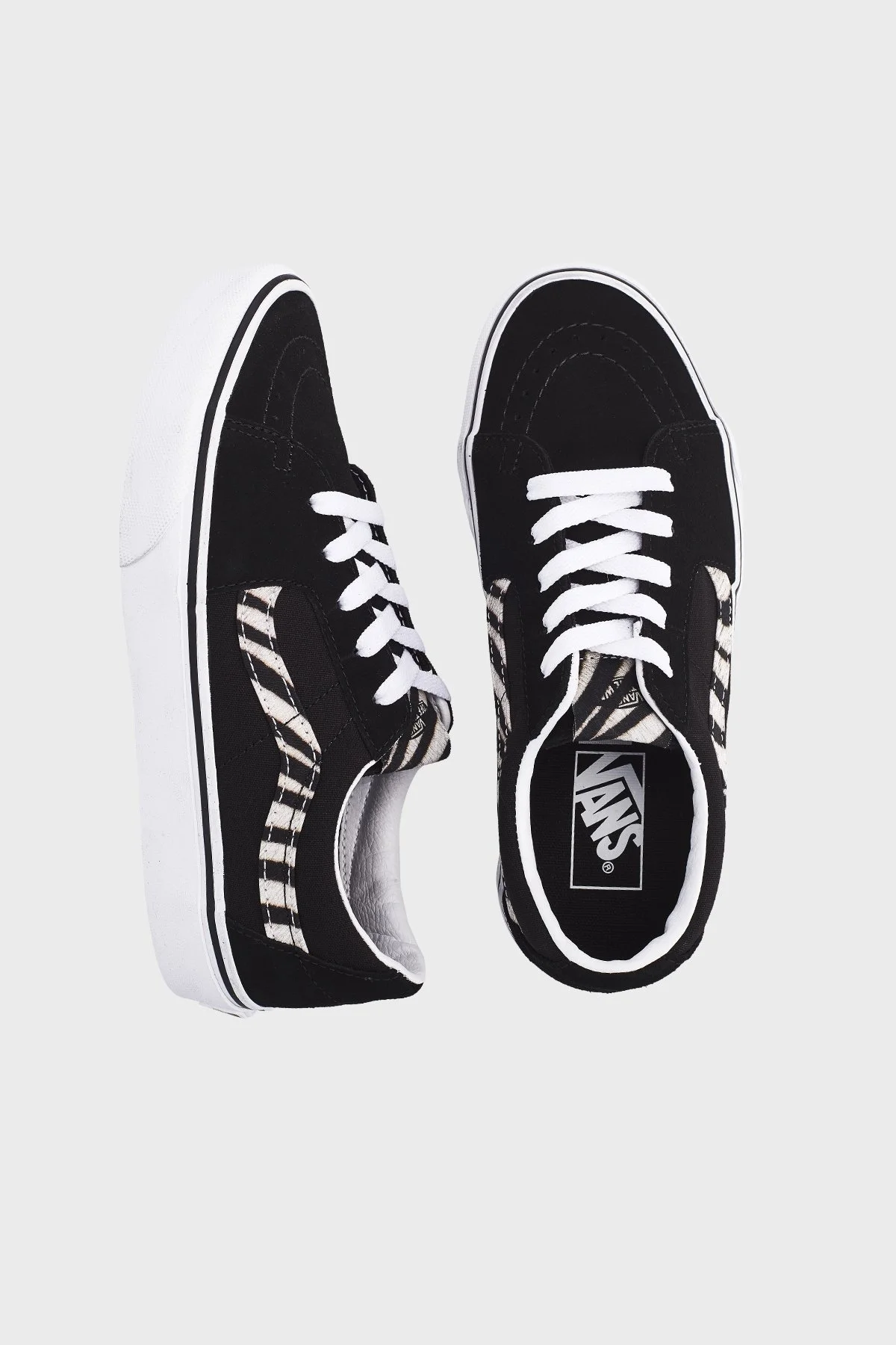 Vans UA SK8-Low Unisex Ayakkabı VN0A5KXDCQT1 SİYAH-BEYAZ - 5