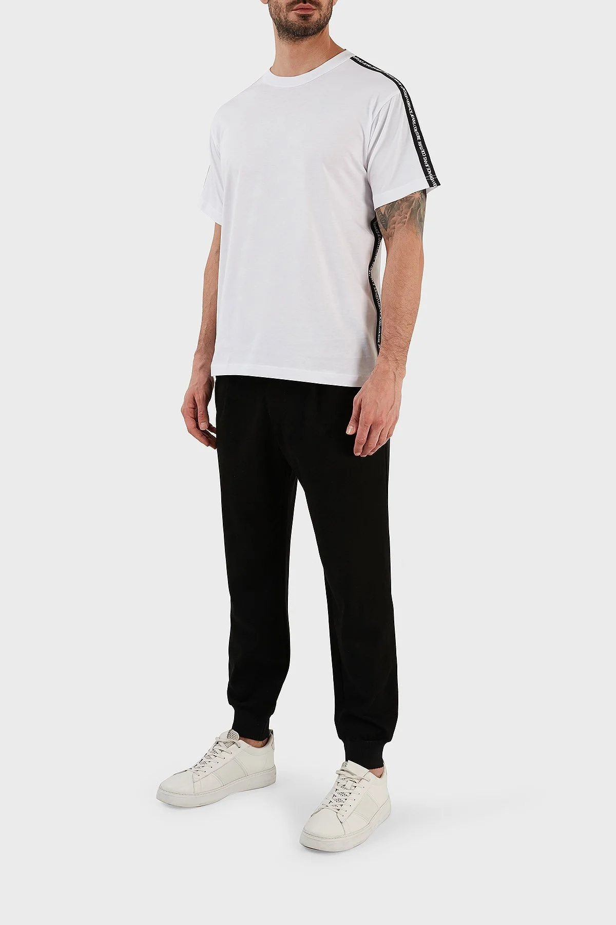 Versace % 100 Pamuk Regular Fit Bisiklet Yaka Erkek T Shirt 73GAH6R4 J0001 003 BEYAZ - 3