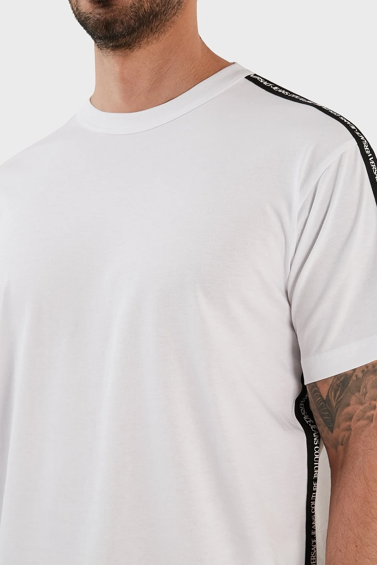 Versace % 100 Pamuk Regular Fit Bisiklet Yaka Erkek T Shirt 73GAH6R4 J0001 003 BEYAZ - 4