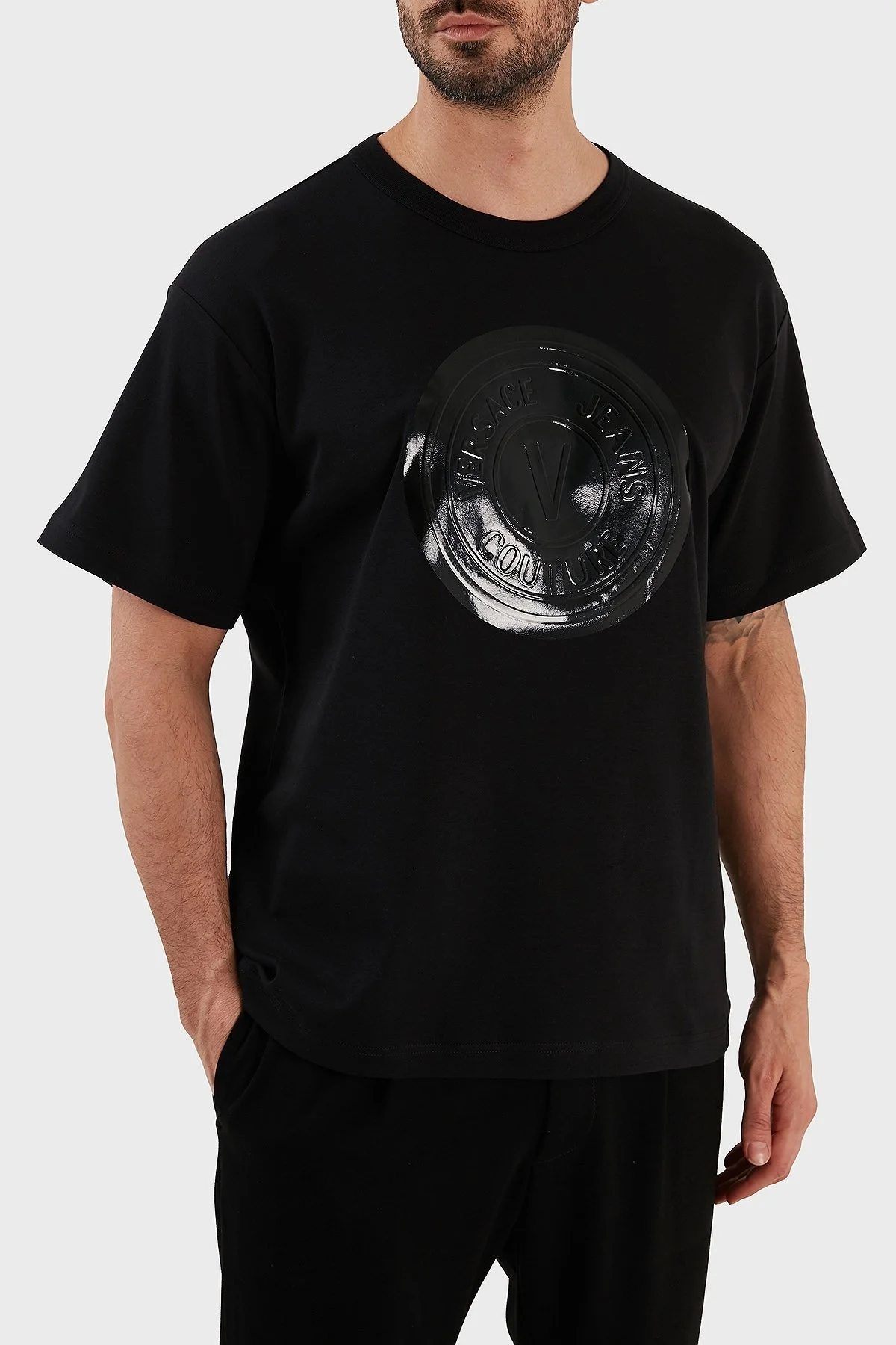 Versace % 100 Pamuk Regular Fit Bisiklet Yaka Erkek T Shirt 73GAHP03 CJ03P 899 SİYAH - 1