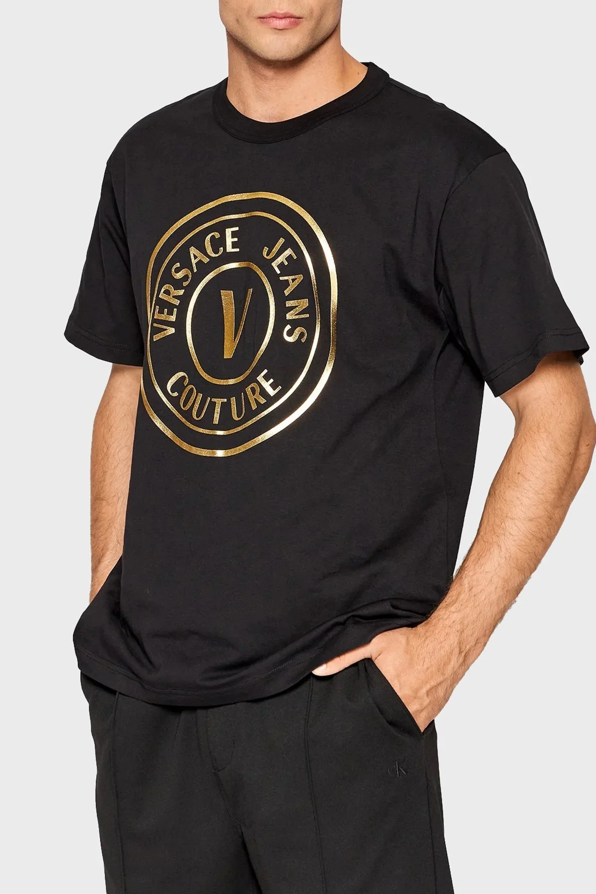 Versace % 100 Pamuk Regular Fit Bisiklet Yaka Erkek T Shirt 73GAHT05 CJ00T G89 SİYAH - 1
