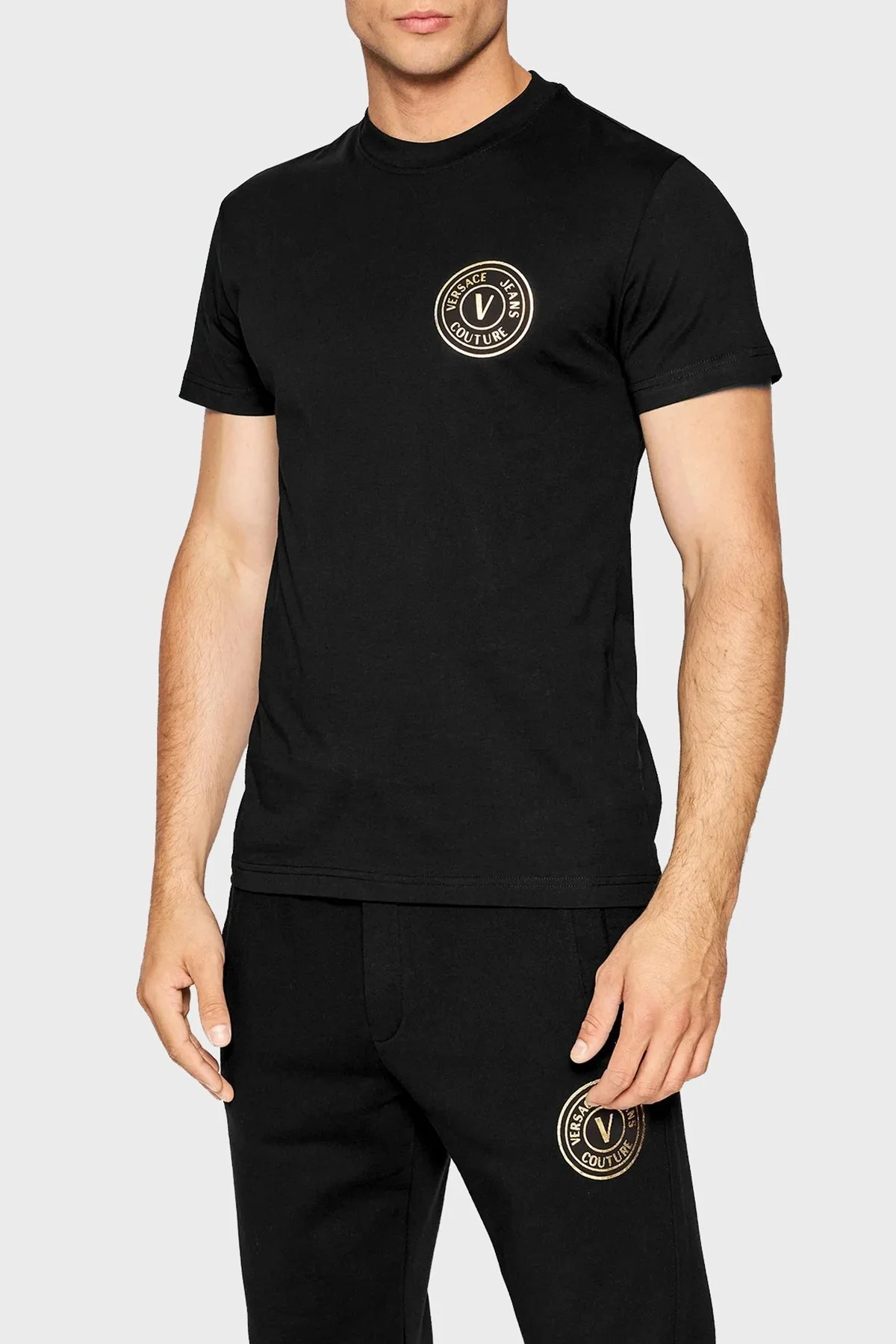 Versace % 100 Pamuk Regular Fit Bisiklet Yaka Erkek T Shirt 73GAHT27 CJ00T G89 SİYAH - 1