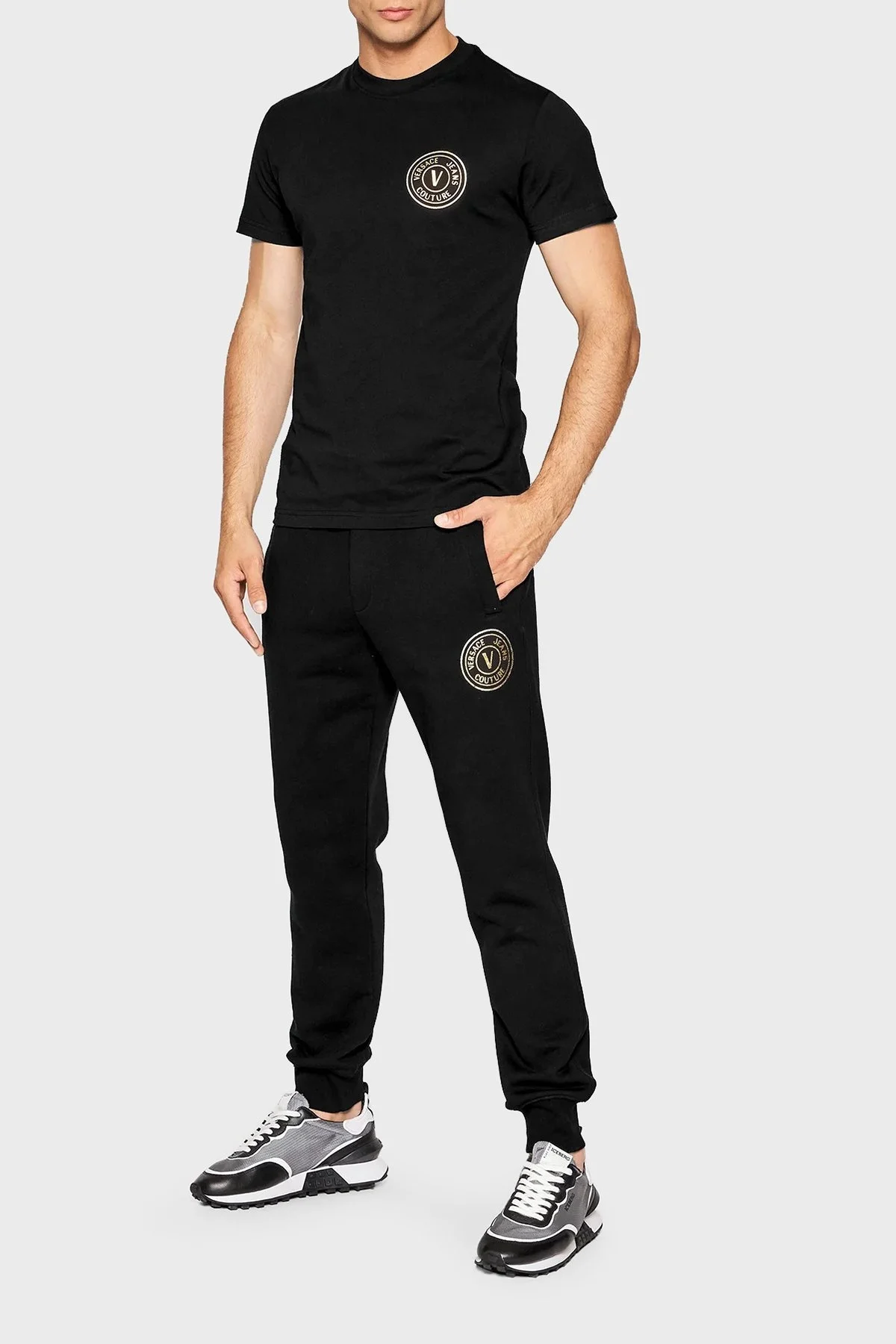 Versace % 100 Pamuk Regular Fit Bisiklet Yaka Erkek T Shirt 73GAHT27 CJ00T G89 SİYAH - 2