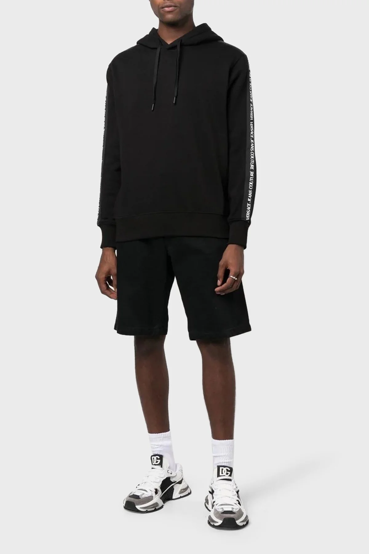 Versace % 100 Pamuk Regular Fit Kapüşonlu Erkek Sweat 73GAI3H4 F0002 899 SİYAH - 1