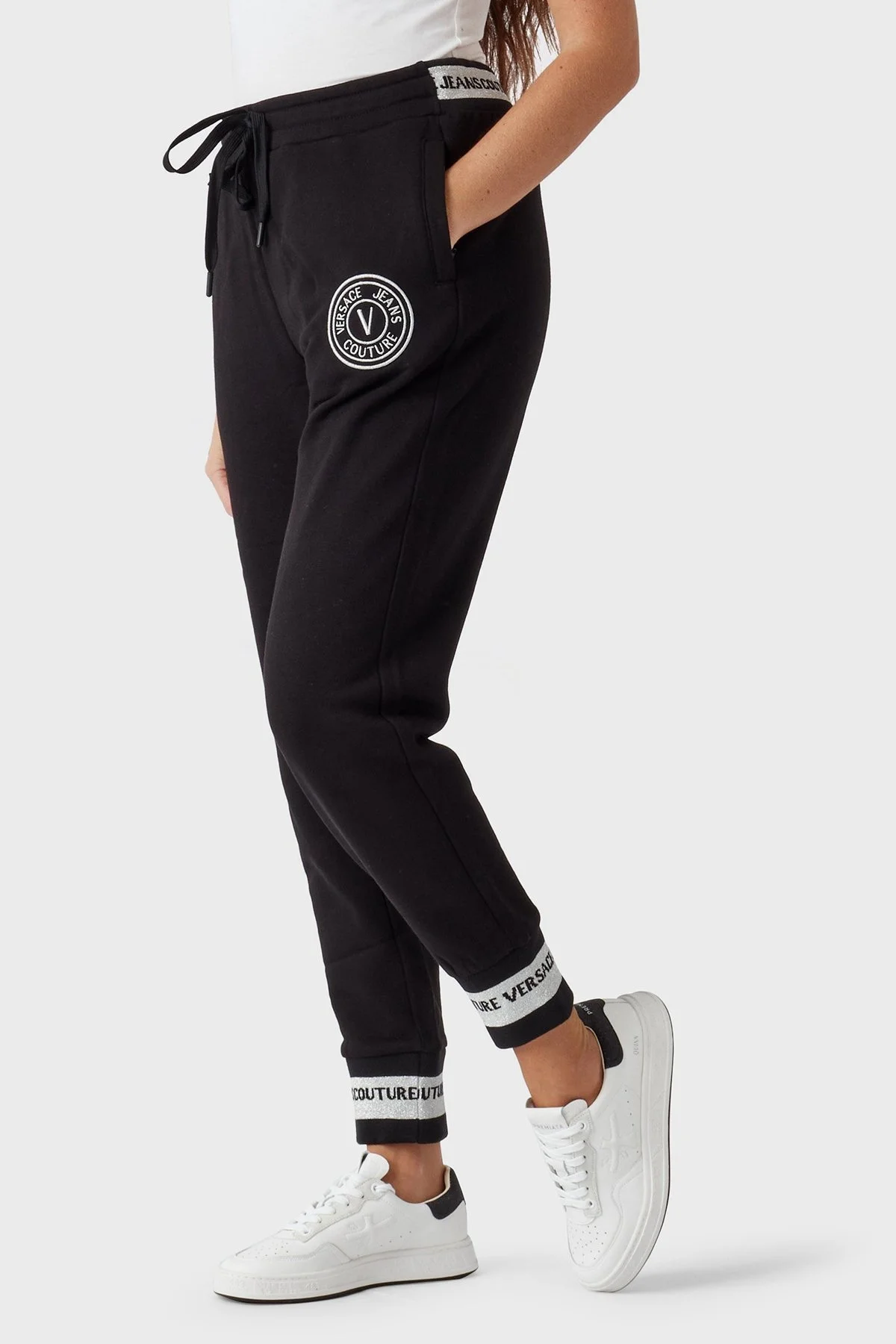 Versace Jeans Couture % 100 Pamuk Slim Fit Jogger Spor Bayan Pantolon 73HAAT07 CF00T S89 SİYAH - 1