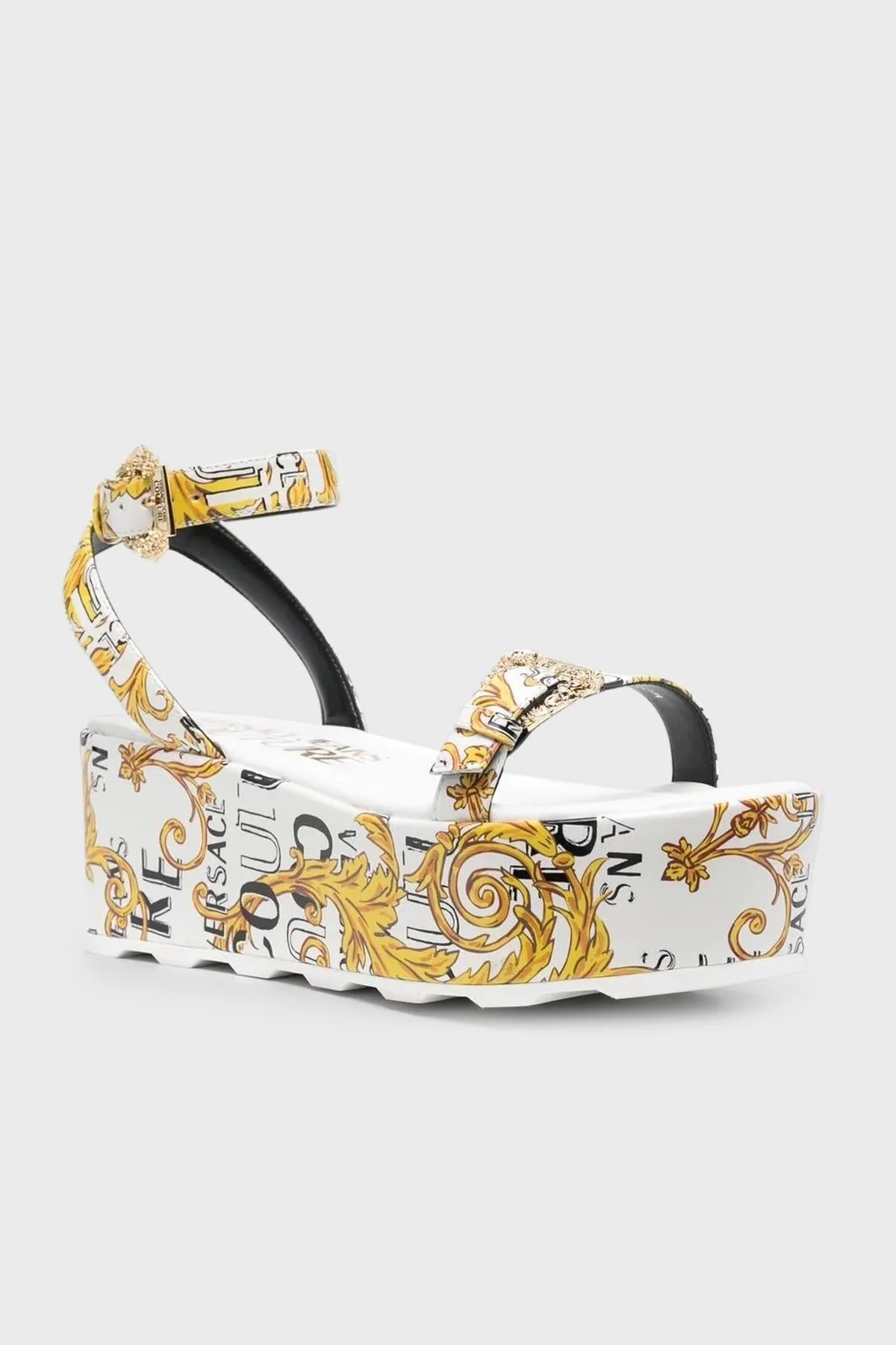 Versace Jeans Couture Barok Desenli Kalın Taban Bayan Sandalet 74VA3S06 ZS366 G03 BEYAZ - 2