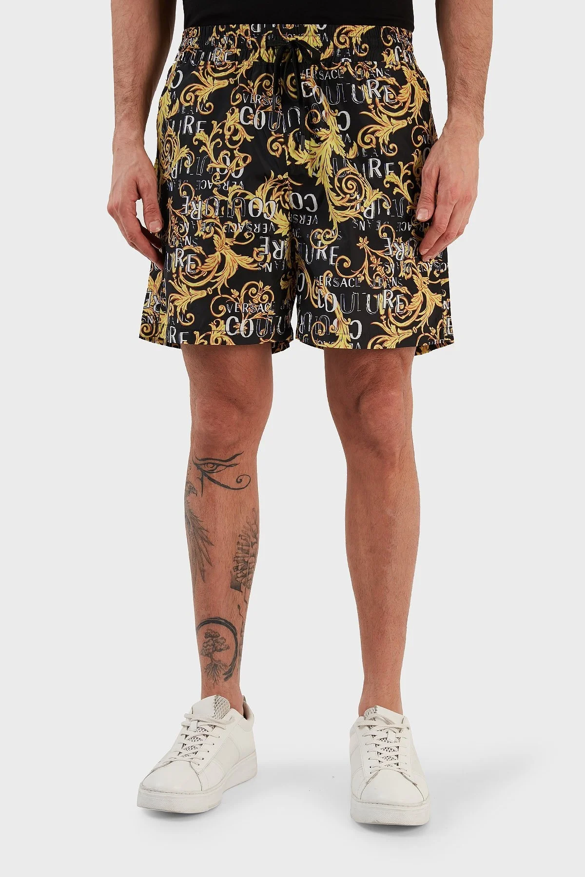 Versace Jeans Couture Desenli Regular Fit Cepli Erkek Short 74GADD18 CQS51 G89 SİYAH - 2