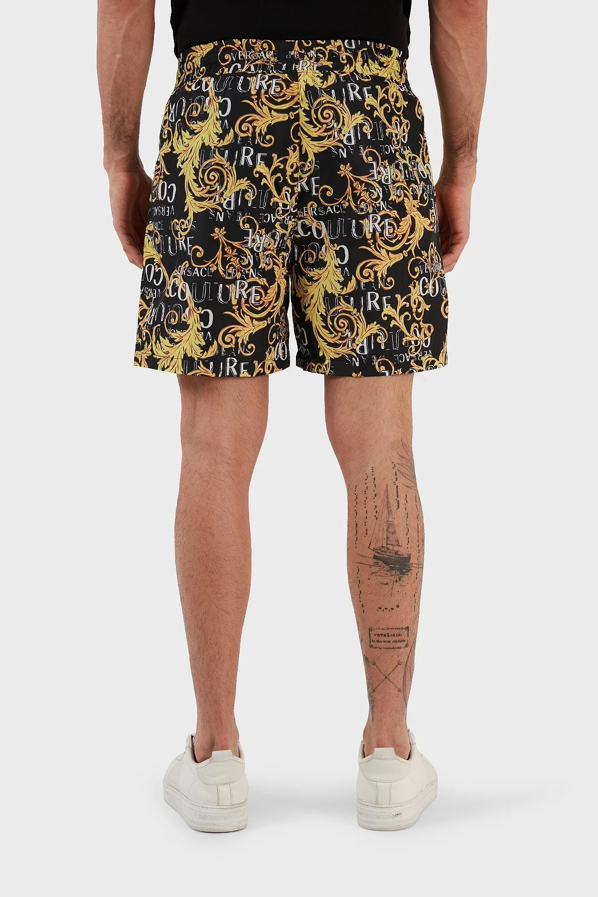 Versace Jeans Couture Desenli Regular Fit Cepli Erkek Short 74GADD18 CQS51 G89 SİYAH - 6