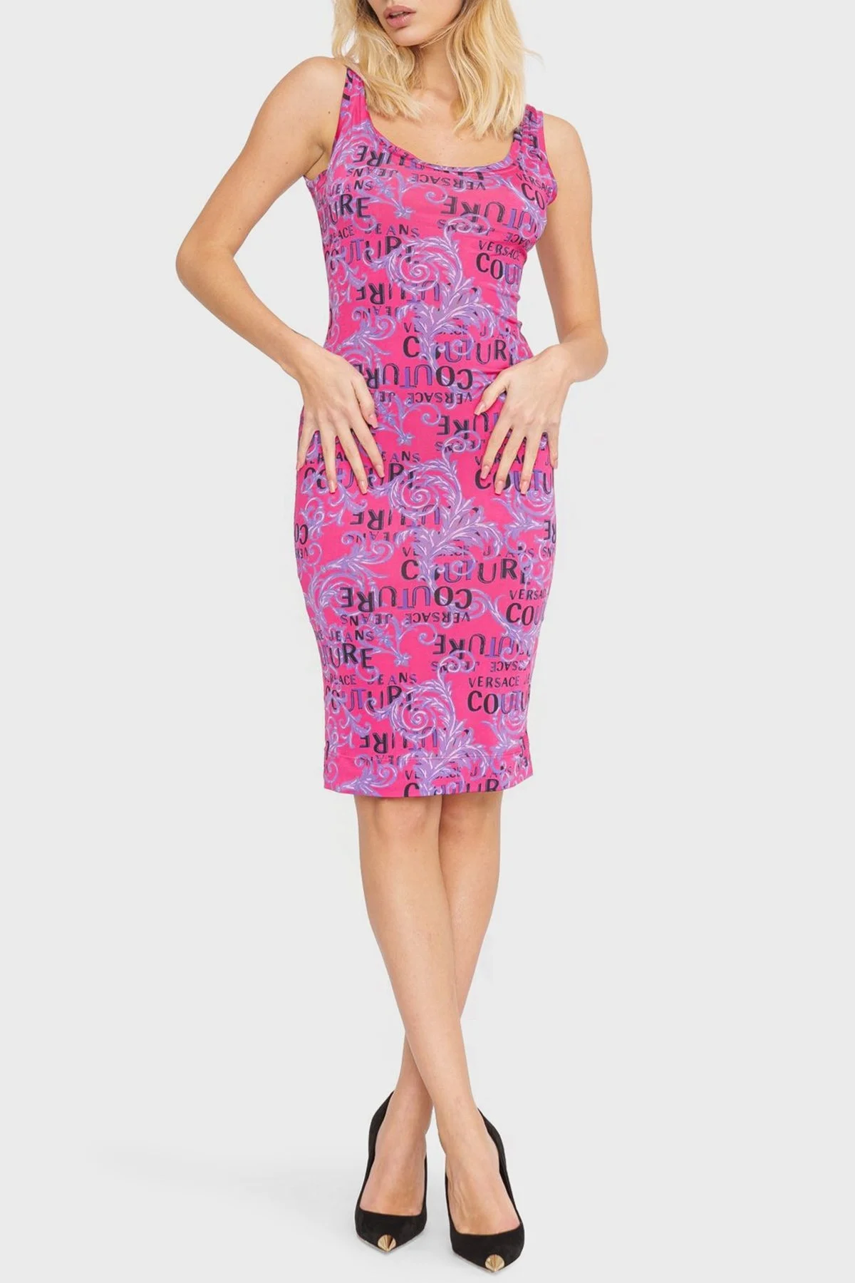 Versace Jeans Couture Desenli Slim Fit Bodycon Streç Midi Bayan Elbise 74HAO946 JS162 406 FUŞYA - 1