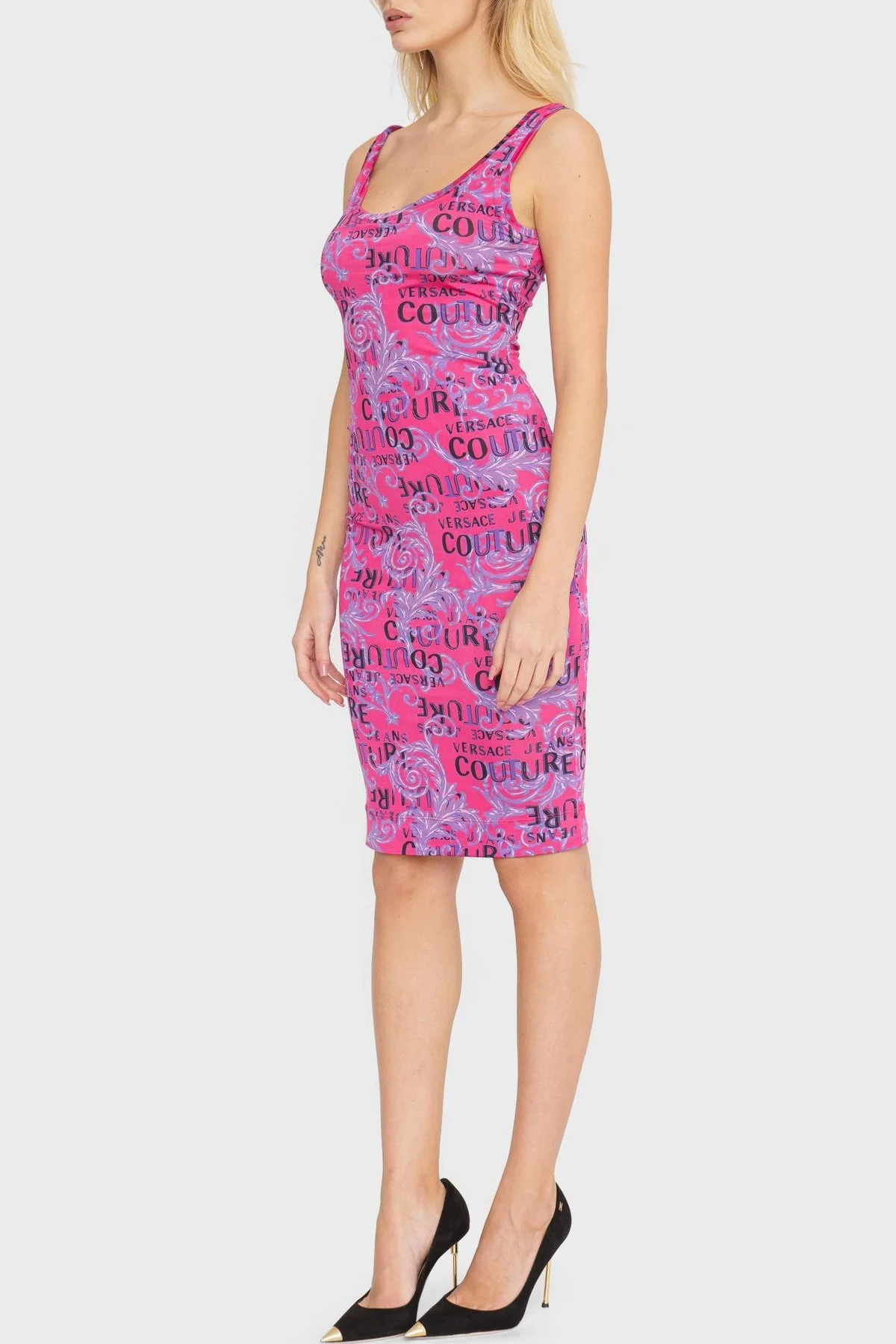 Versace Jeans Couture Desenli Slim Fit Bodycon Streç Midi Bayan Elbise 74HAO946 JS162 406 FUŞYA - 4