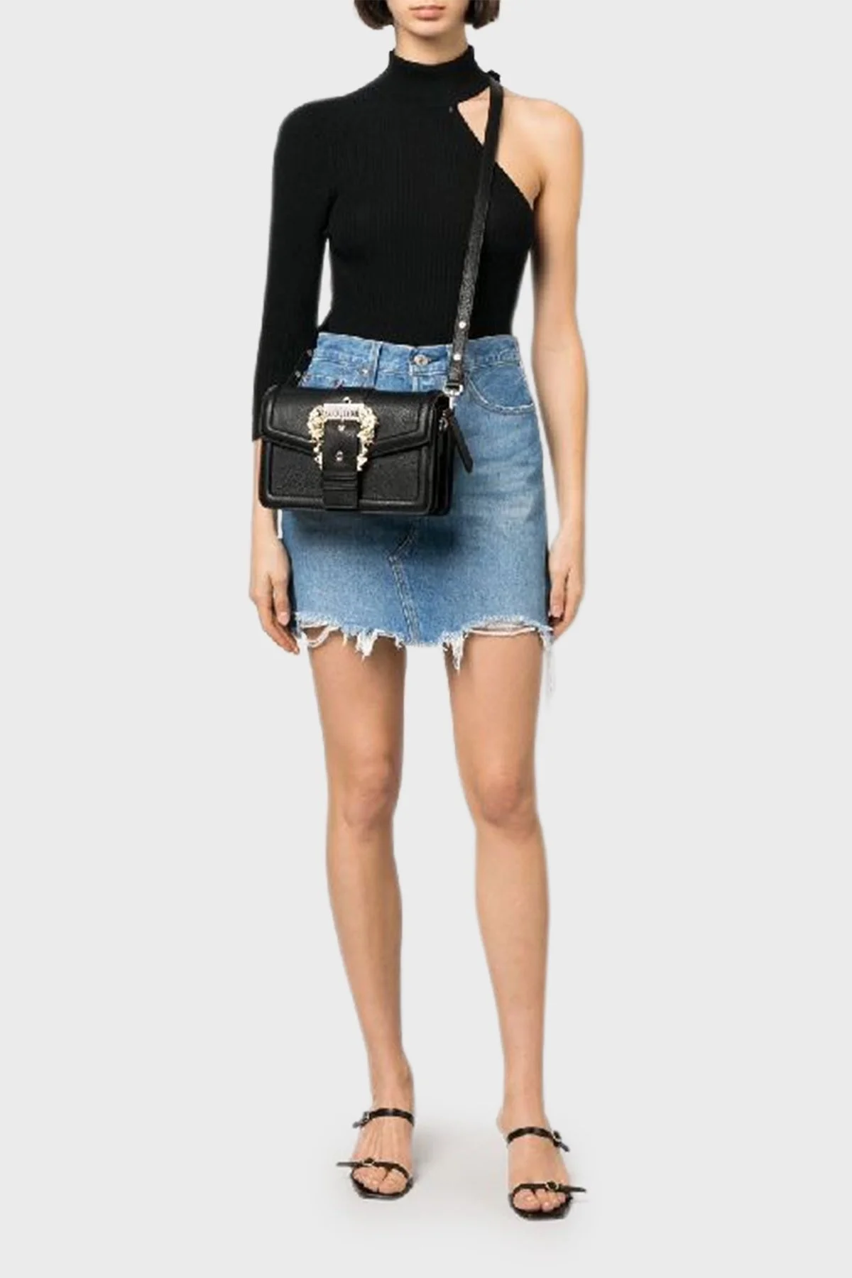 Versace Jeans Couture Barok Tokalı Ayarlanabilir Askılı Bayan Çanta 75VA4BF1 ZS413 899 SİYAH - 2