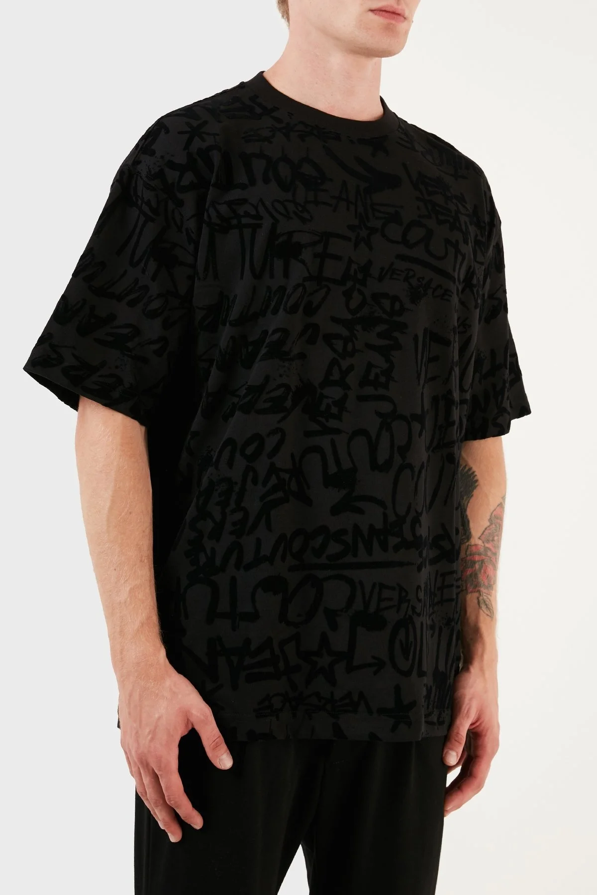 Versace Jeans Couture Baskılı Bisiklet Yaka % 100 Pamuk Erkek T Shirt 75GAH6O0 JS212 899 SİYAH - 4