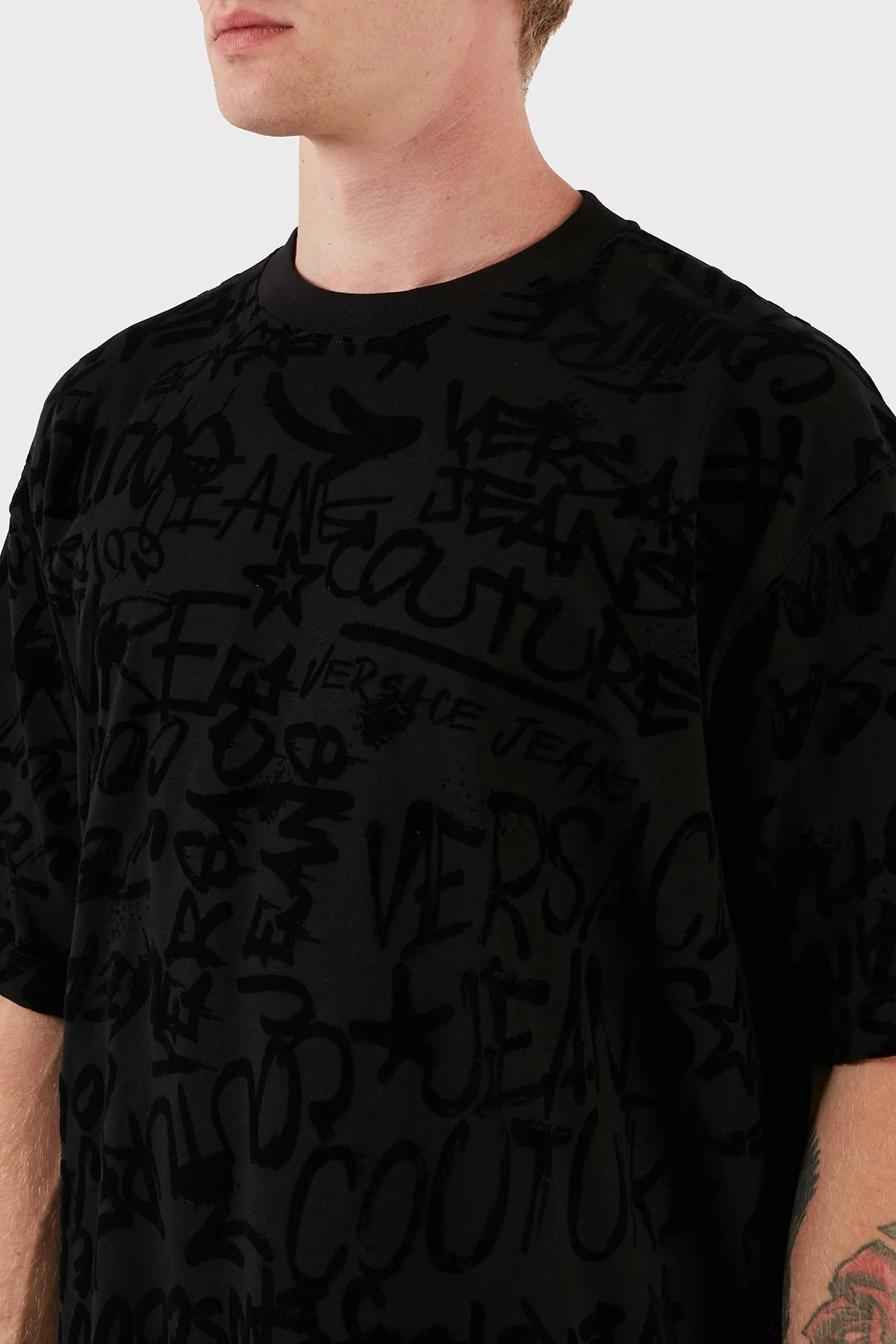 Versace Jeans Couture Baskılı Bisiklet Yaka % 100 Pamuk Erkek T Shirt 75GAH6O0 JS212 899 SİYAH - 5