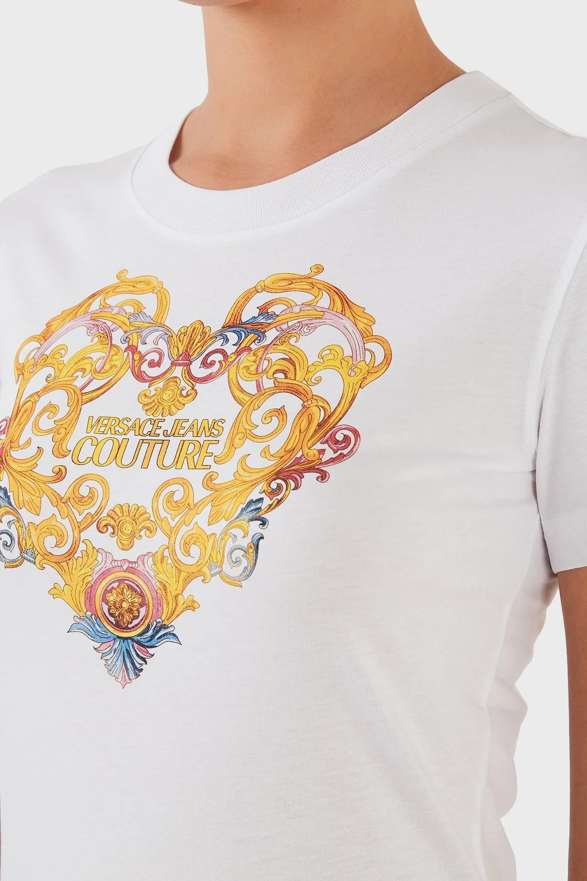 Versace Jeans Couture Desenli % 100 Pamuk Bisiklet Yaka Bayan T Shirt B2HWA7PD 30457 003 BEYAZ - 5