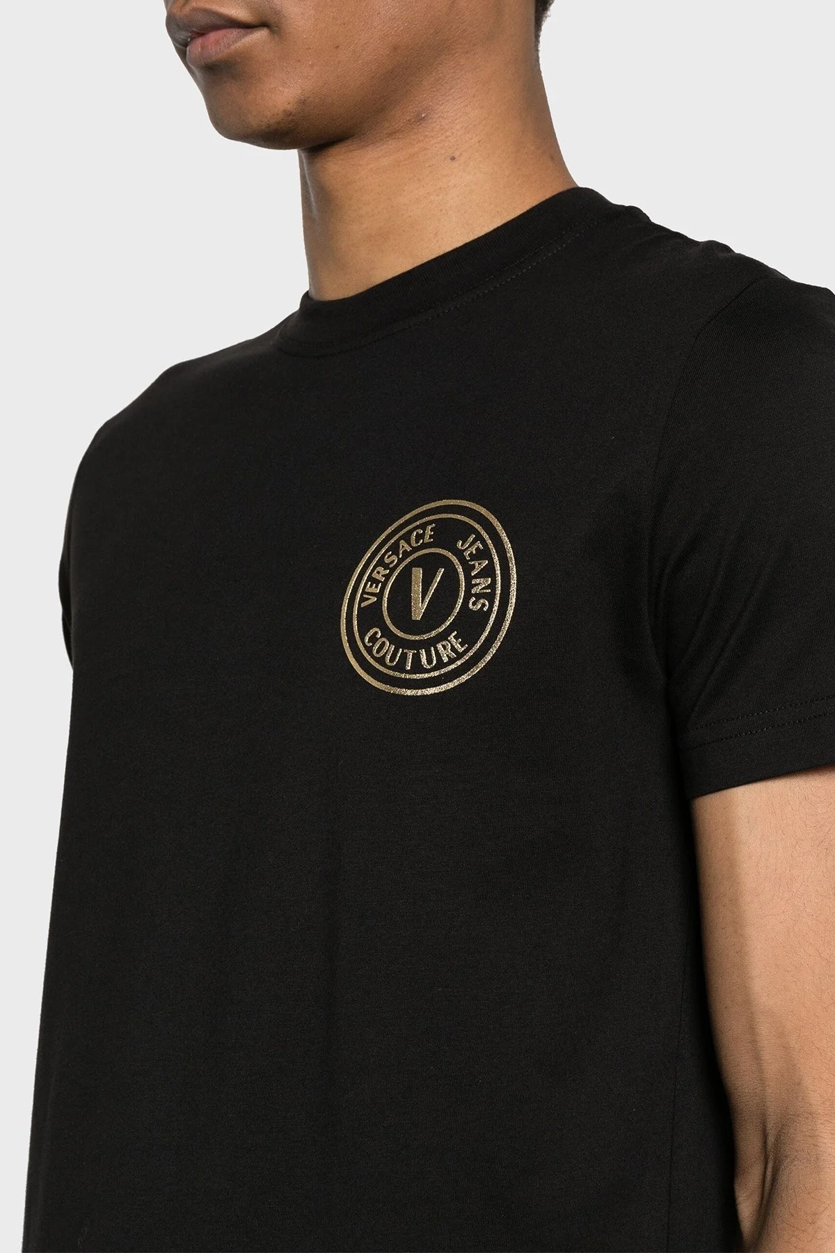 Versace Jeans Couture Bisiklet Yaka Pamuklu Slim Fit Erkek T Shirt 76GAHT02 CJ00T G89 SİYAH - 4